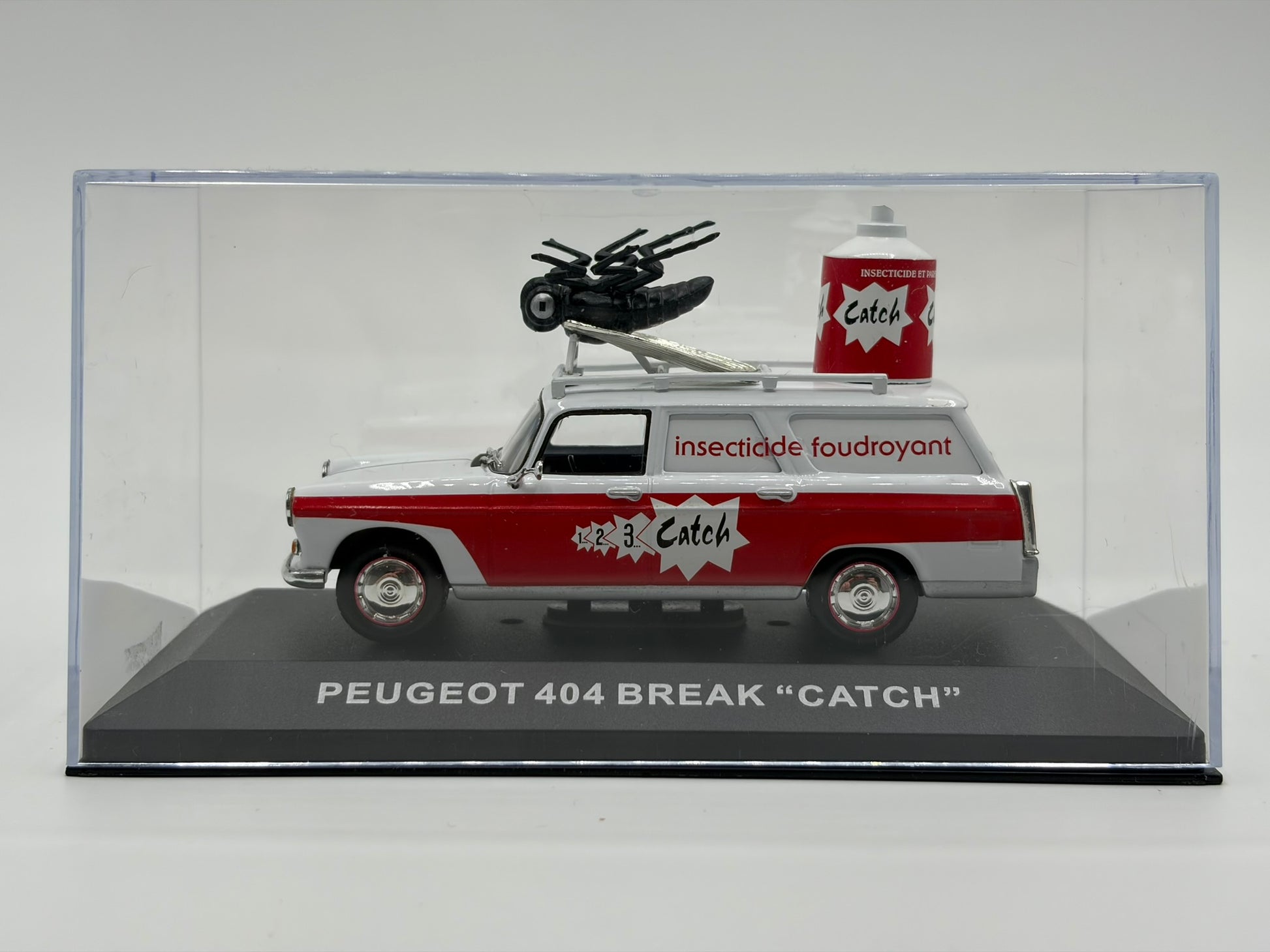 1/43 1967 Peugeot 404 Break "Catch" | Model Car