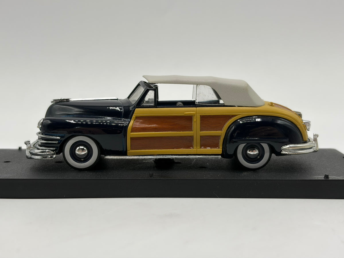 1/43 1947 Chrysler Town & Country Closed Convertible - Vitesse | Model Car