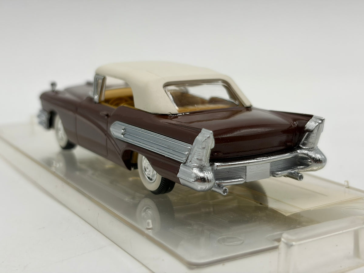 1/43 1958 Buick Special Closed Convertible - Vitesse | Model Car