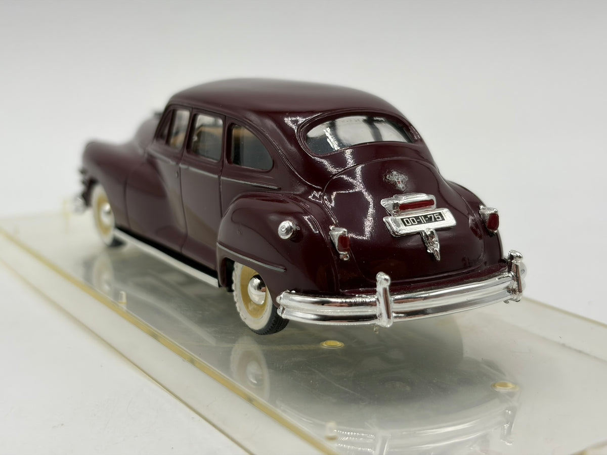 1/43 1947 Chrysler Windsor Sedan - Vitesse | Model Car