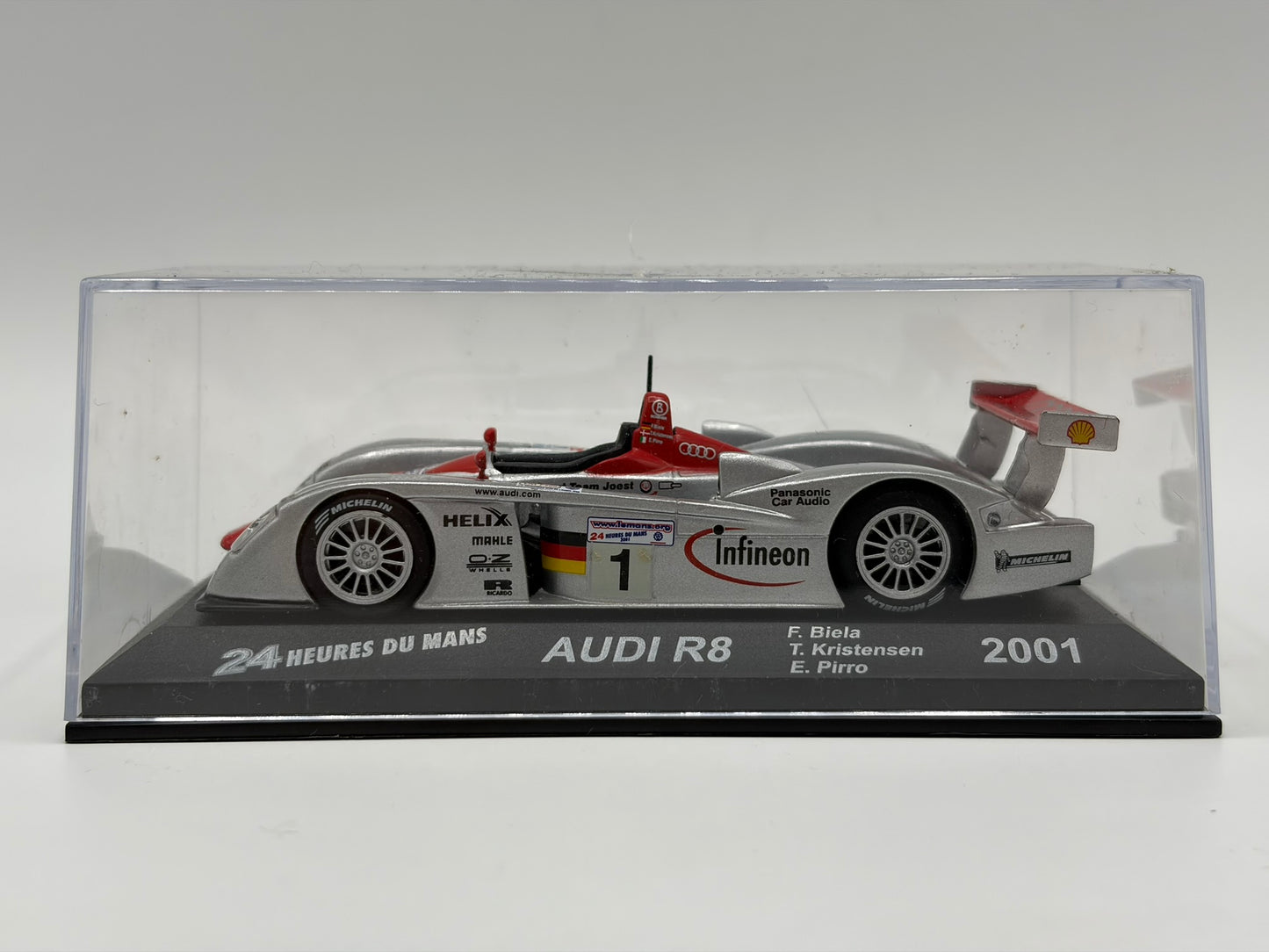 1/43 2001 Audi R8 - Biela / Kristensen / Pirro - | Model Le Mans Car