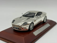 1/43 2001 Aston Martin V12 Vanquish (Chrome) | Model Car