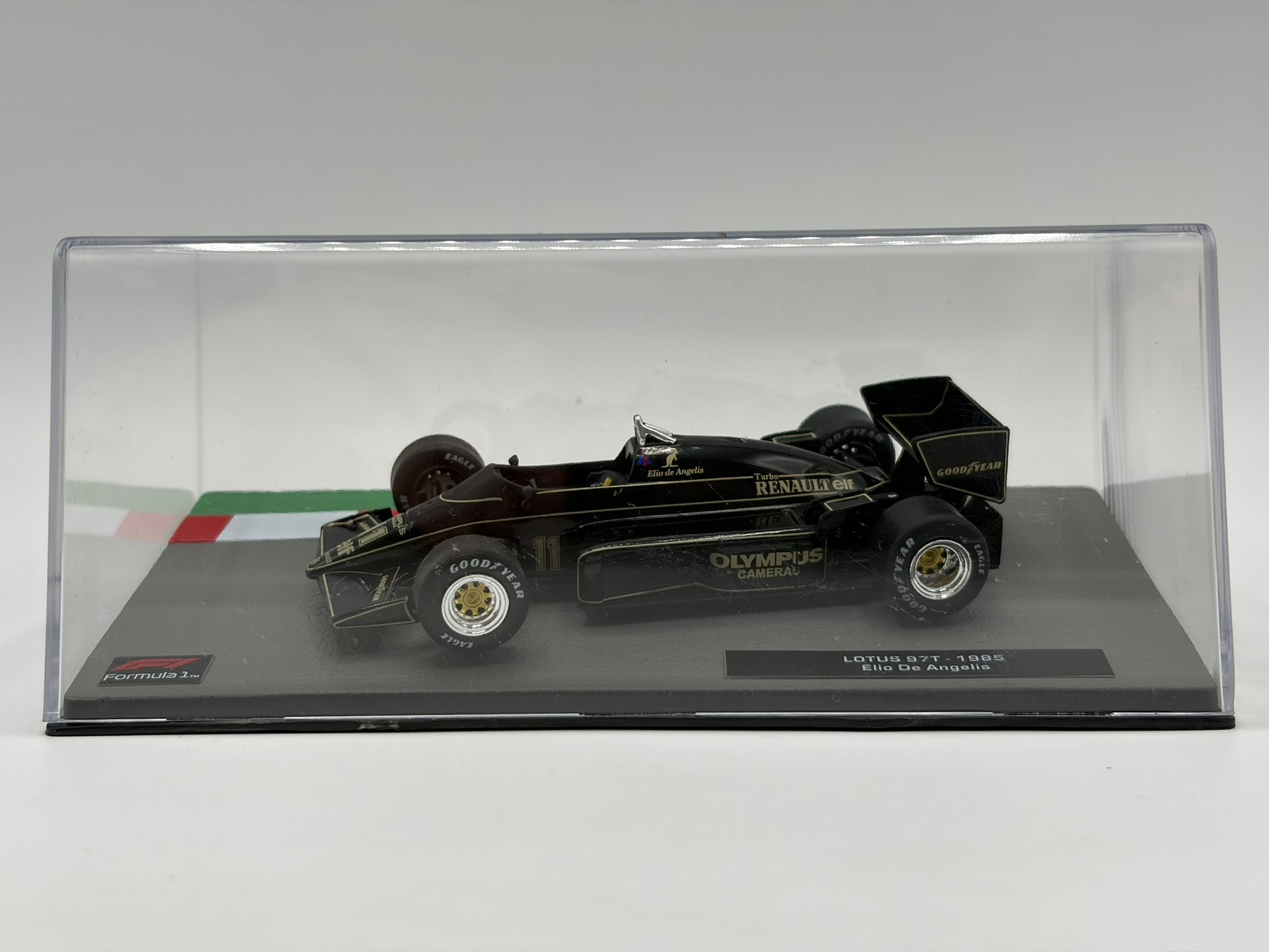 1/43 1985 Lotus 97T - Elio de Angelis | Model F1 Car