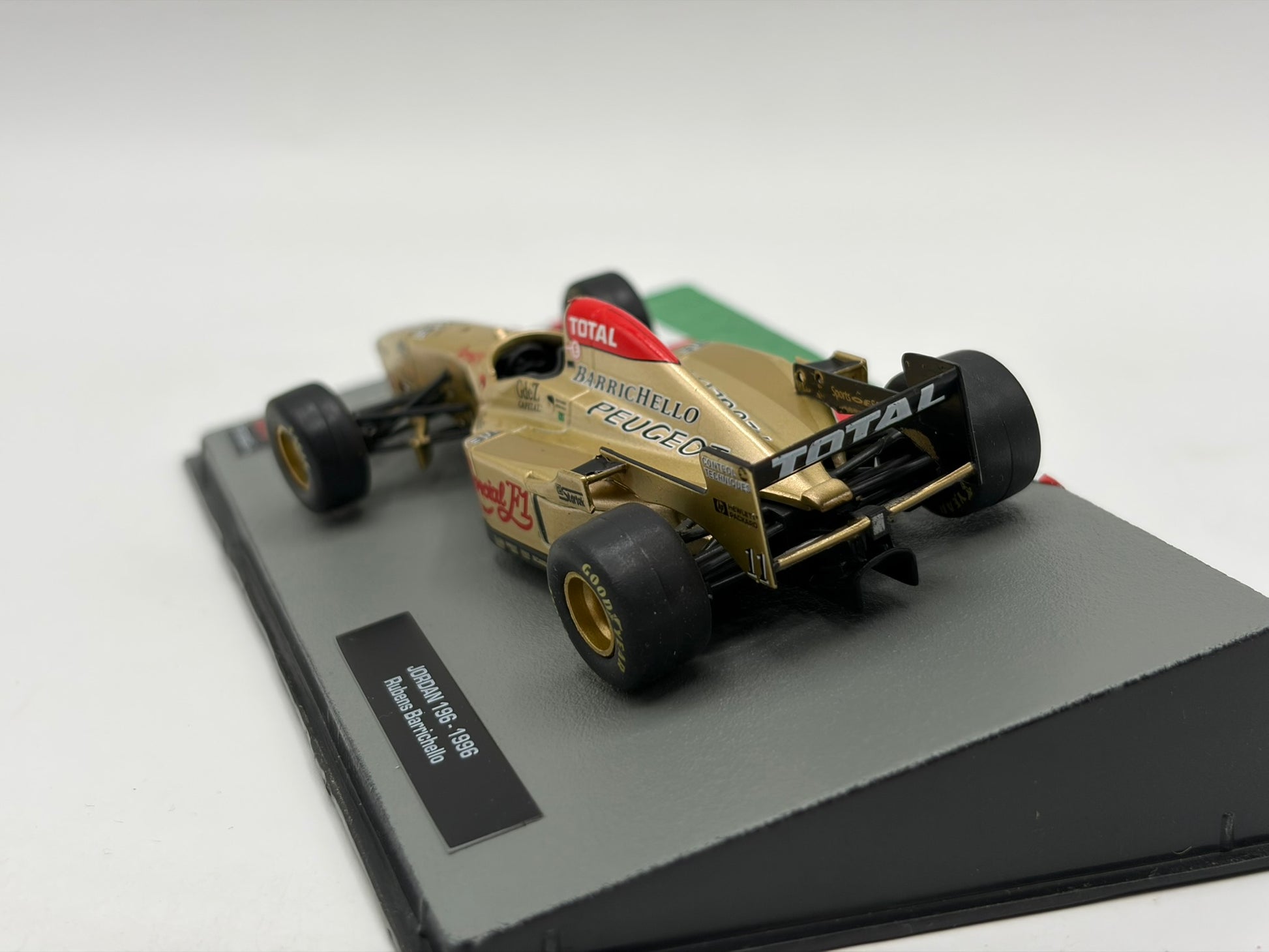 1/43 1996 Jordan 196 - Rubens Barrichello | Model F1 Car