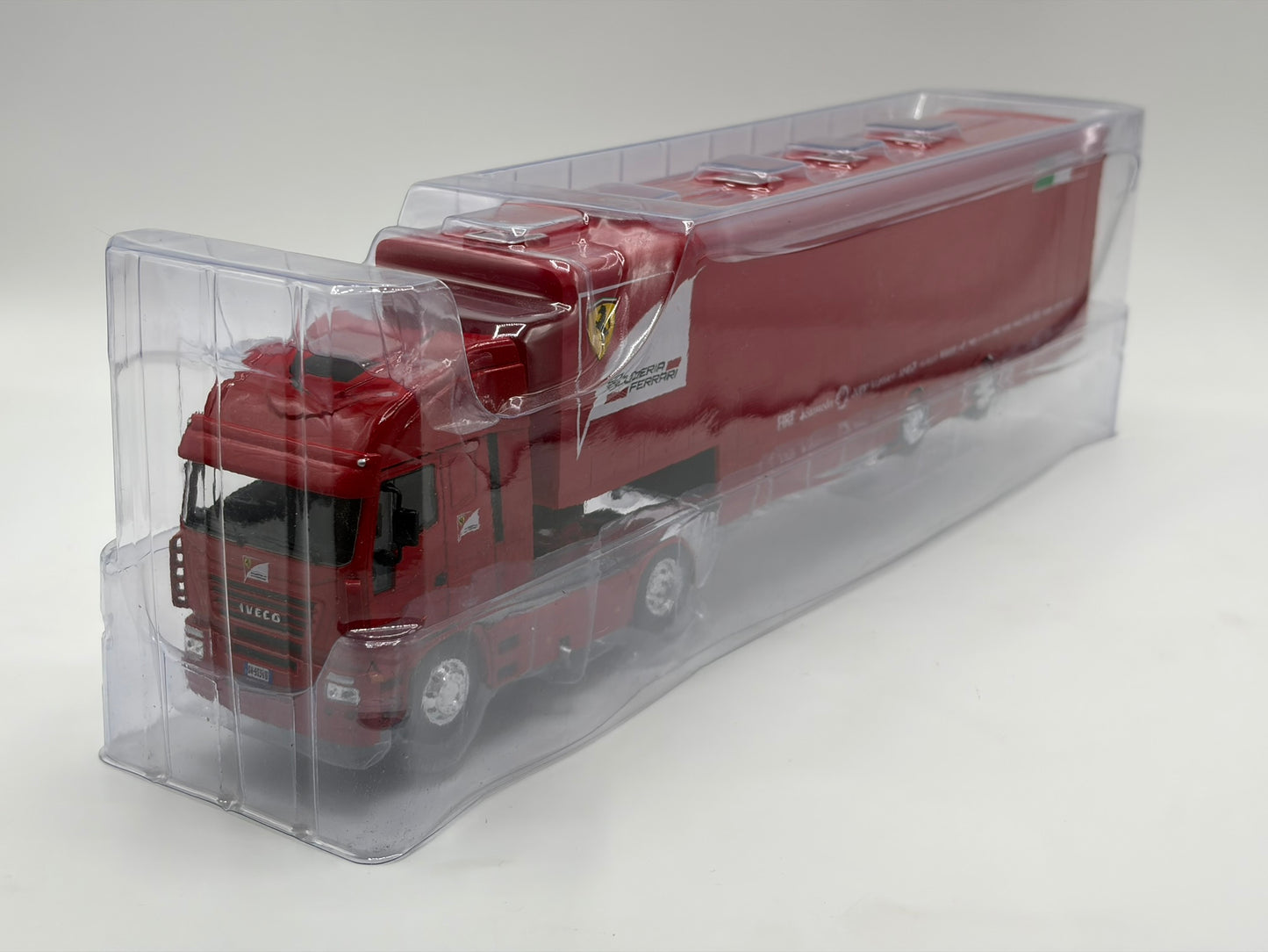 1/43 2014 Iveco Stralis Transporter Truck - Ferrari F1 Team