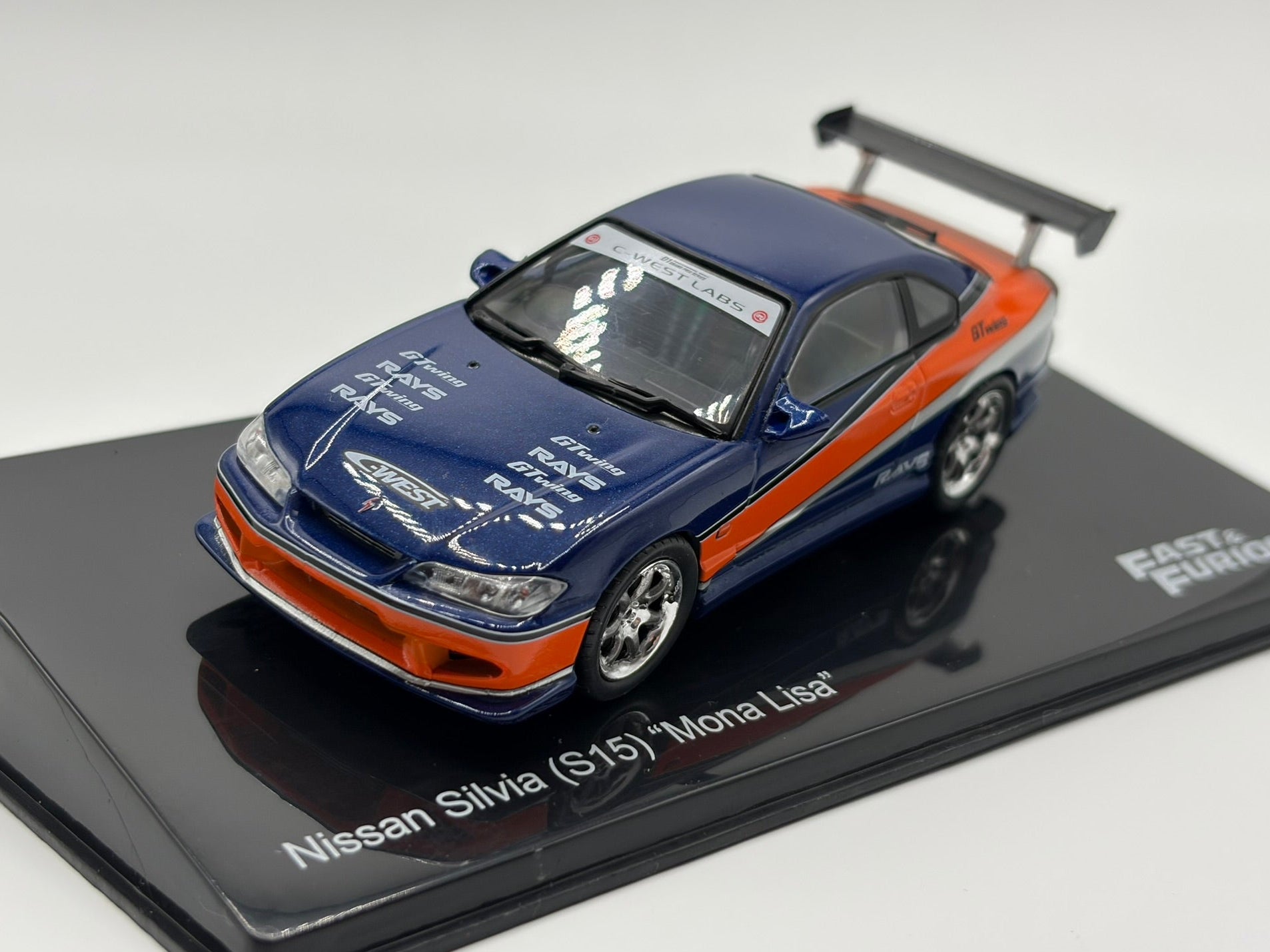 Miniature Nissan Silvia S15 Spec S 1999 - 1/43 - Fast & Furious N°46