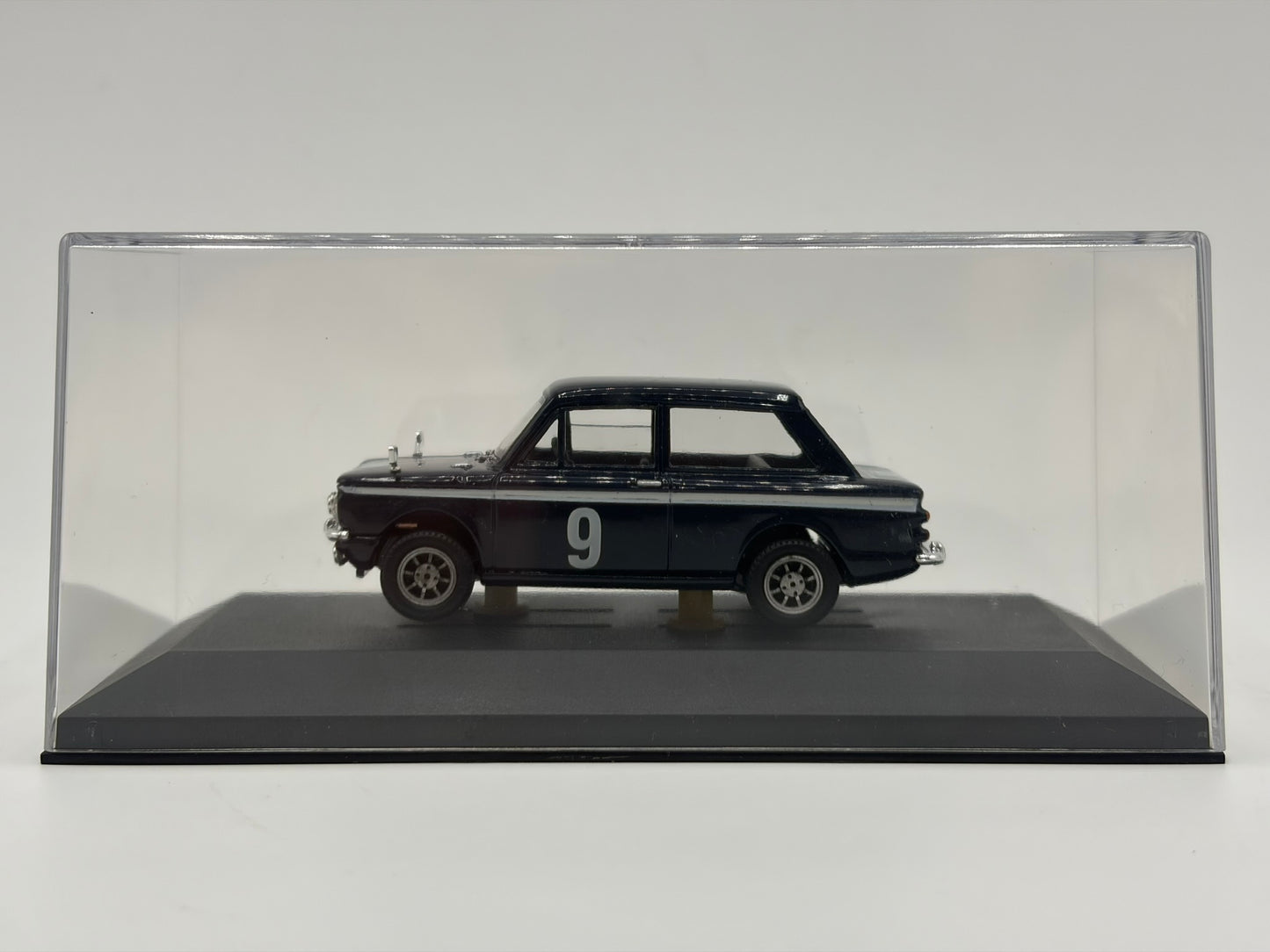 1/43 1965 Hillman Imp - Alpine Rally - Smith / Taylor - Corgi Vanguards | Model Car