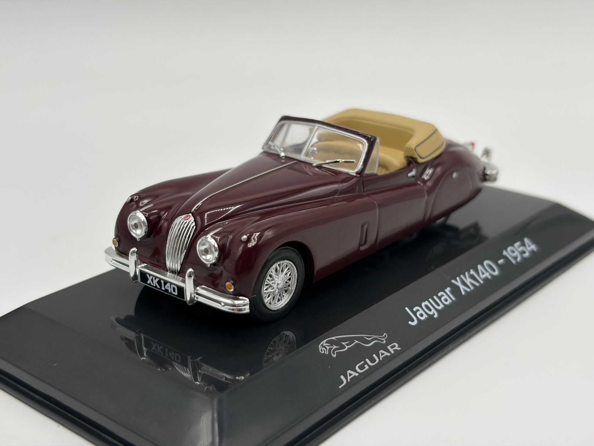 1/43 1954 Jaguar XK140 | Model Car | Supercar Collection
