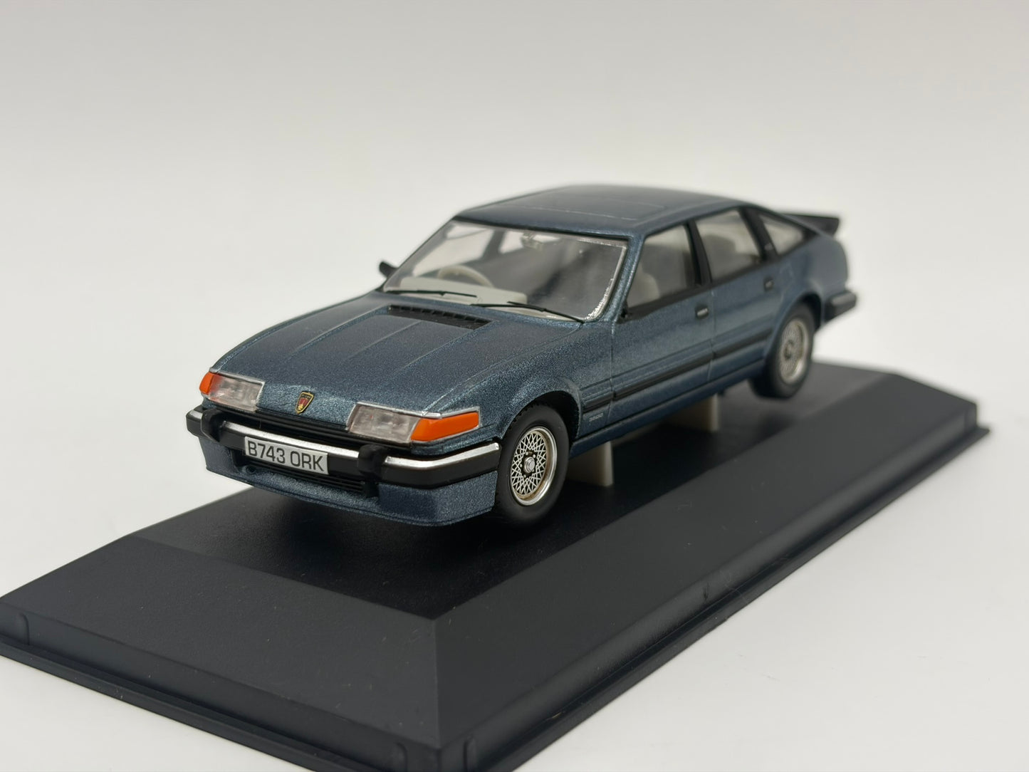 1/43 1985 Rover 3500 Vitesse (SD1) - Moonraker Blue | Corgi Vanguards | Model Car