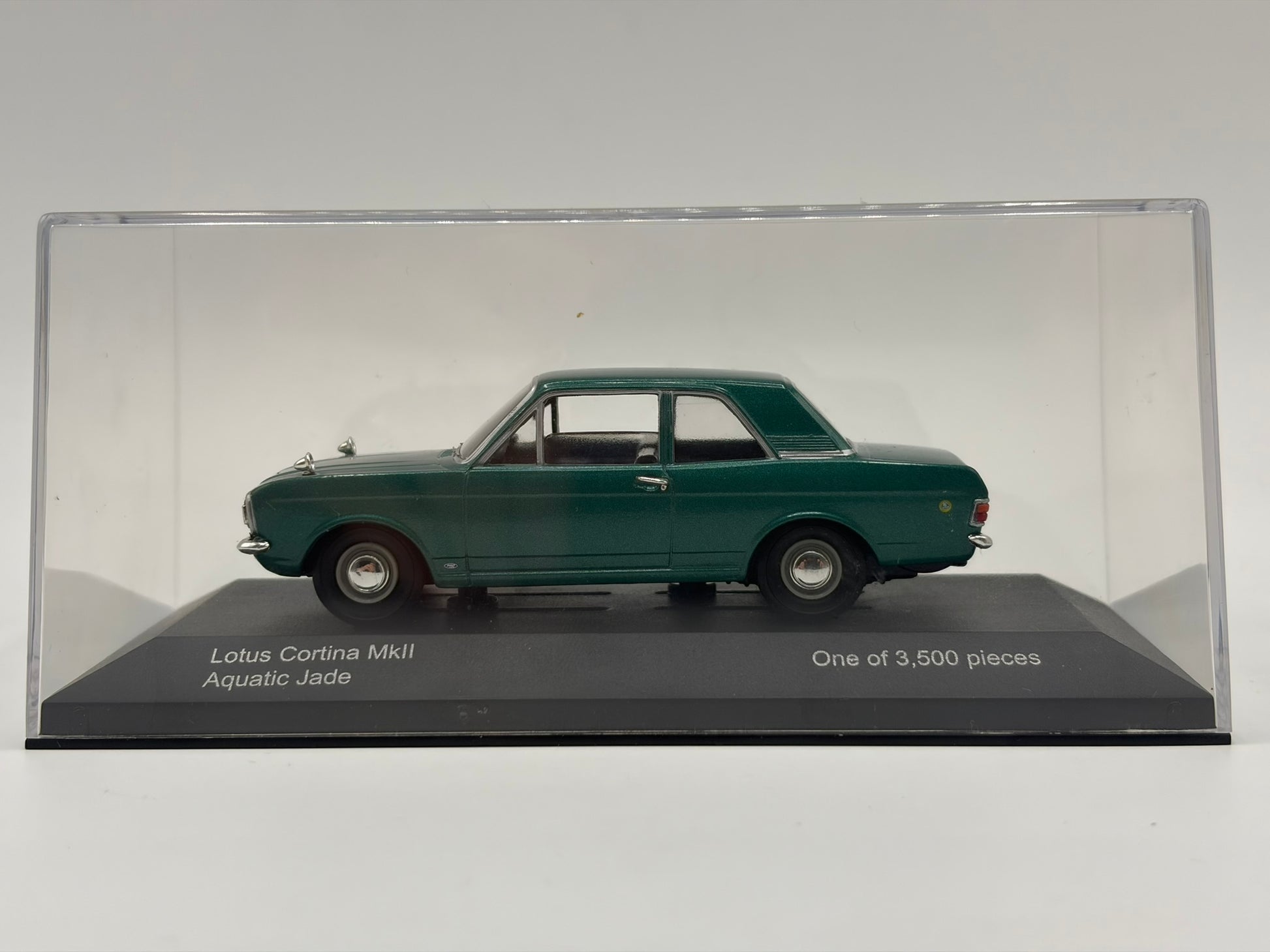 1/43 1966 Ford Lotus Cortina Mk2 - Aquatic Jade | Corgi Vanguards | Model Car