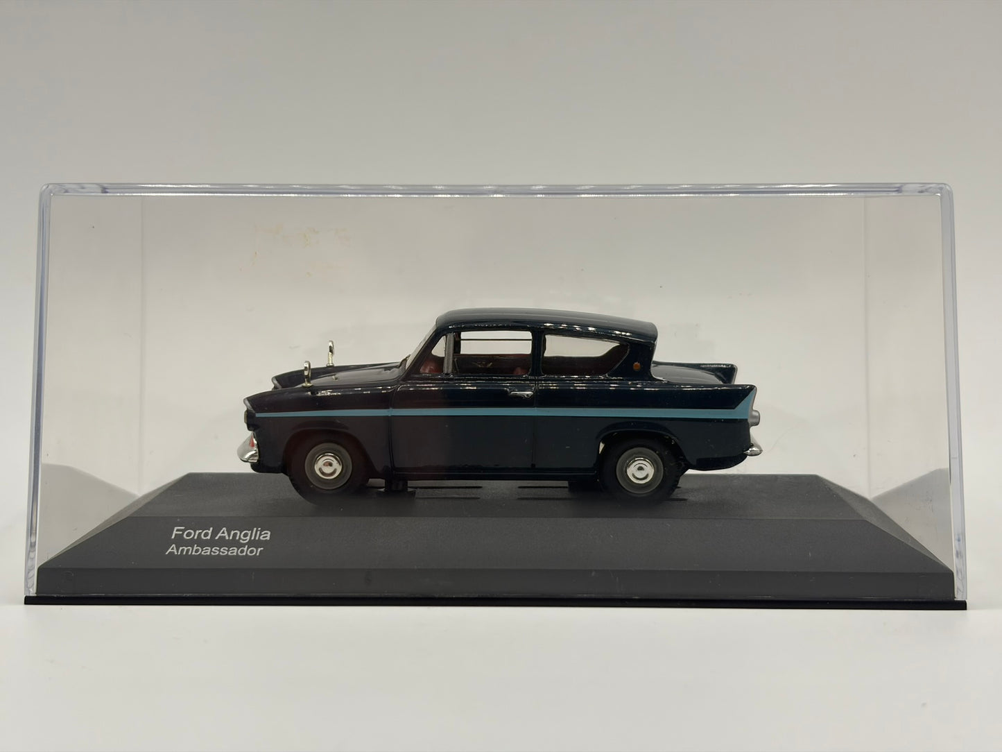 1/43 1960 Ford Anglia - Ambassador Blue | Corgi Vanguards | Model Car