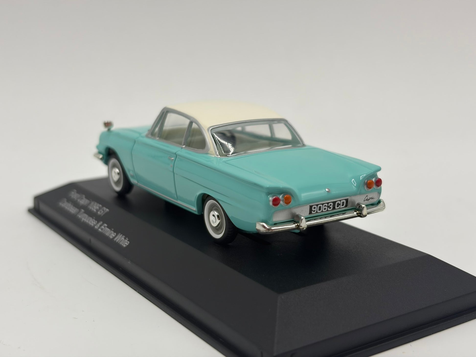 1/43 1962 Ford Capri 109E GT - Caribbean Turquoise | Corgi Vanguards | Model Car