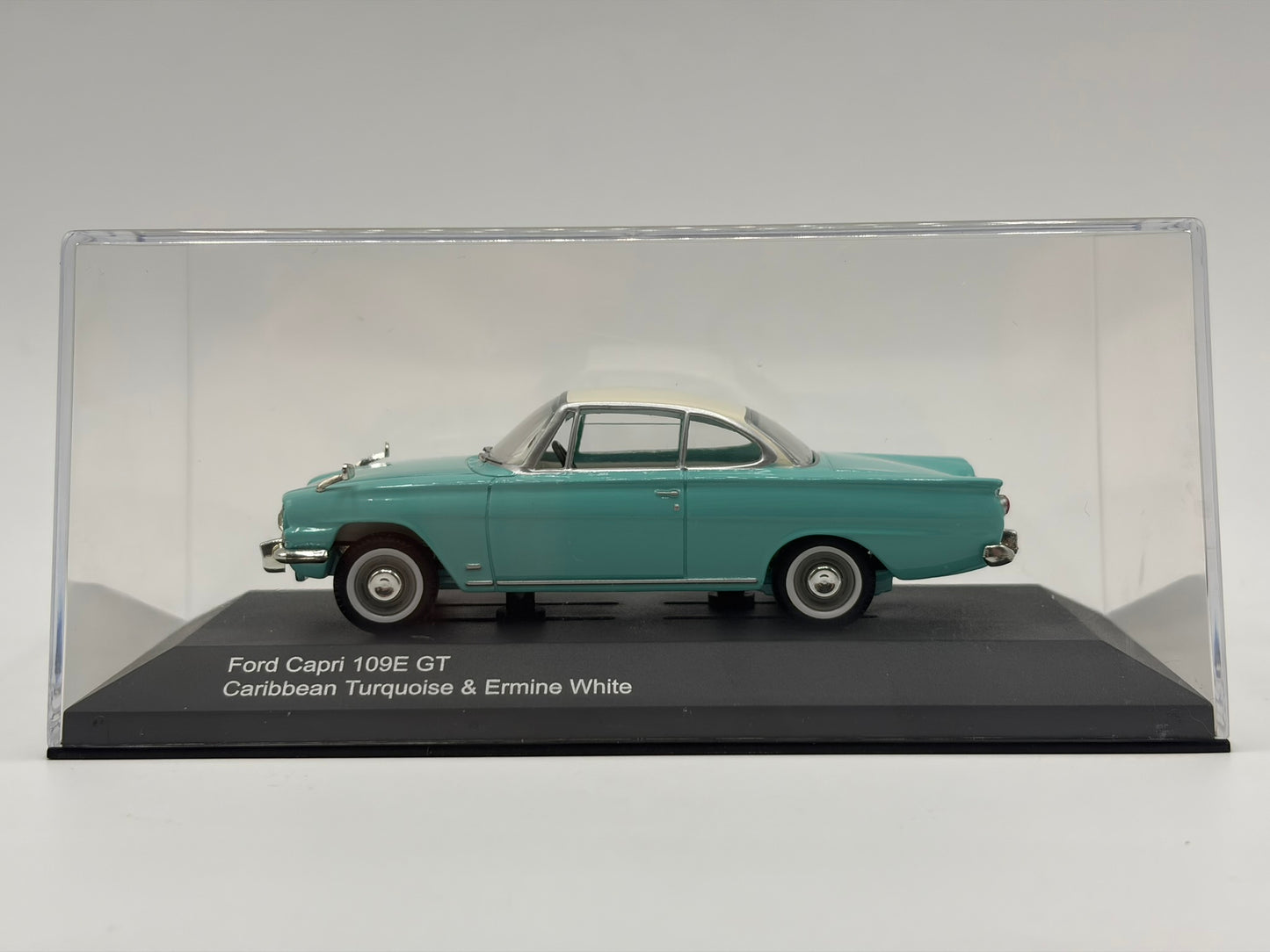 1/43 1962 Ford Capri 109E GT - Caribbean Turquoise | Corgi Vanguards | Model Car