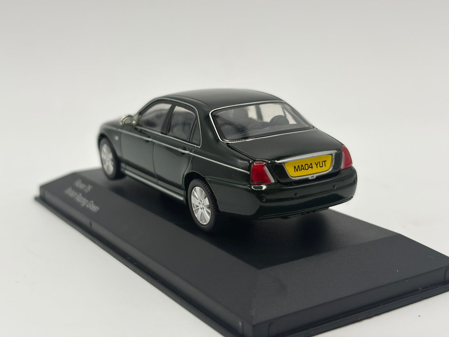 1/43 2004 Rover 75 - British Racing Green | Corgi Vanguards | Model Car