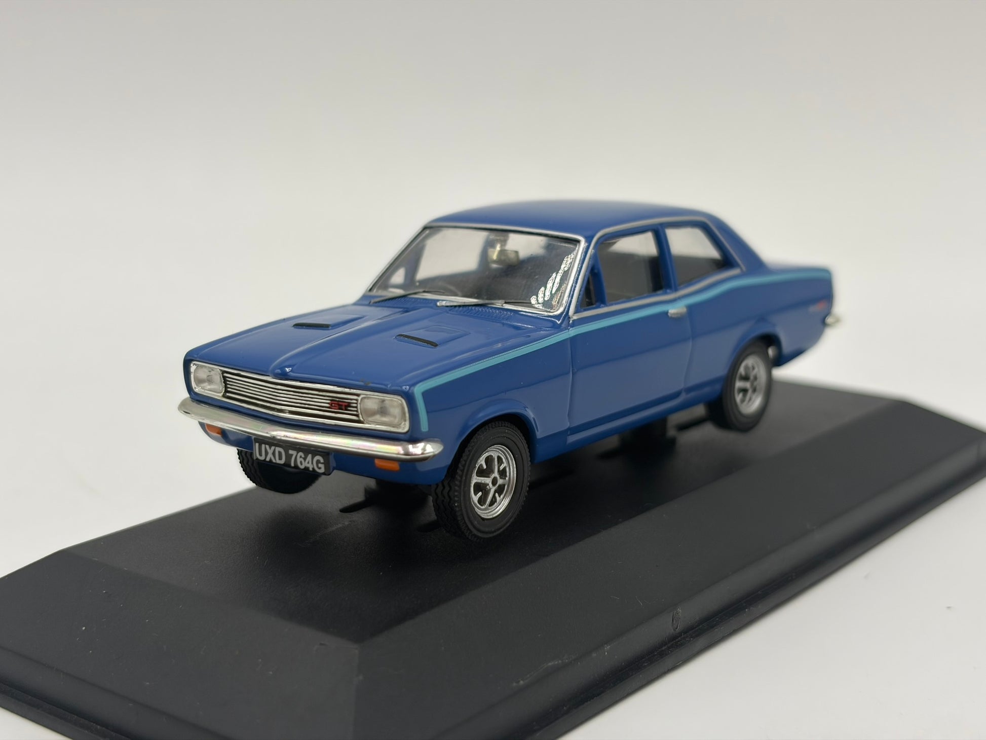 1/43 1969 Vauxhall Viva GT - Le Mans Blue | Corgi Vanguards | Model Car