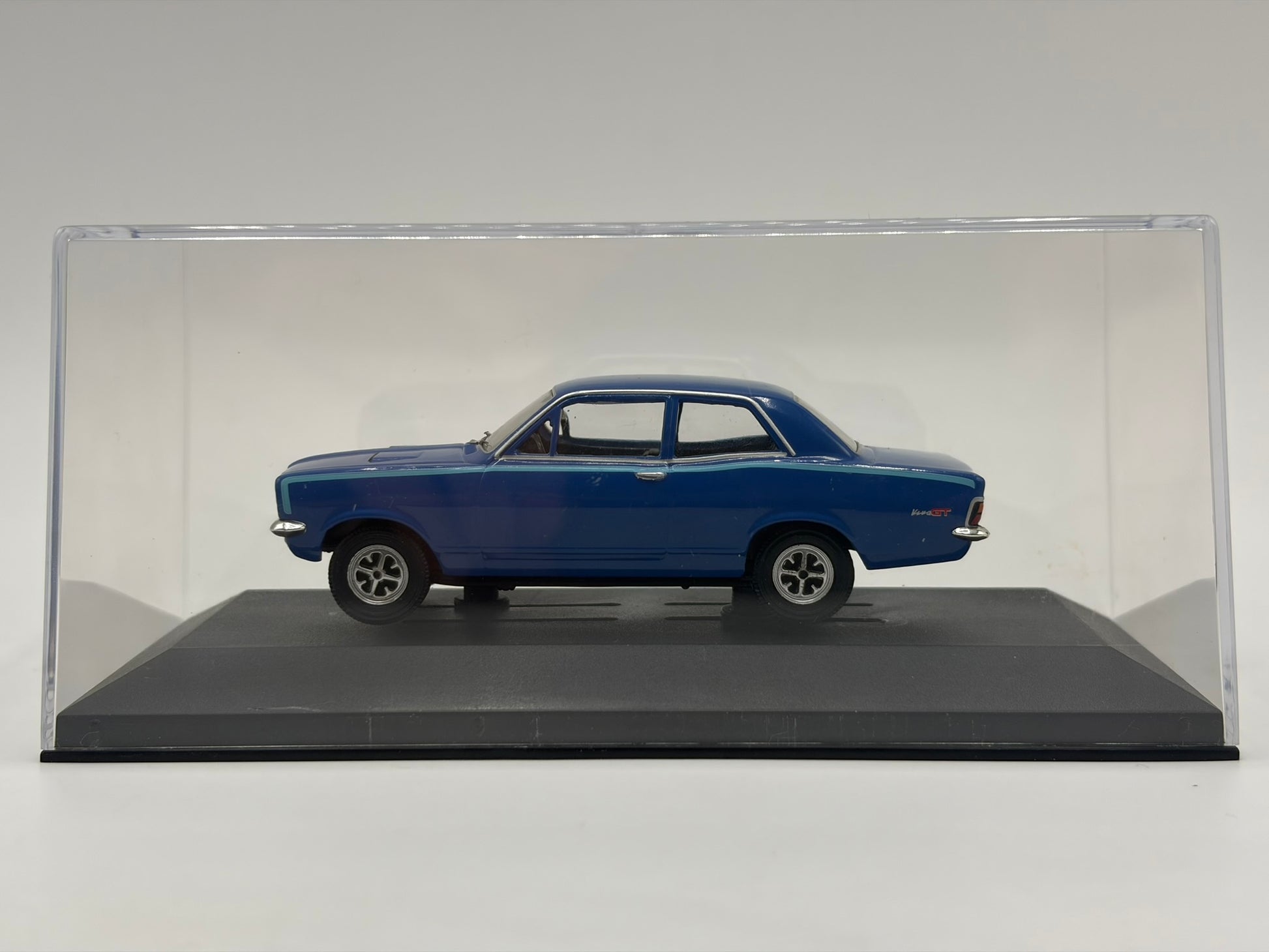 1/43 1969 Vauxhall Viva GT - Le Mans Blue | Corgi Vanguards | Model Car