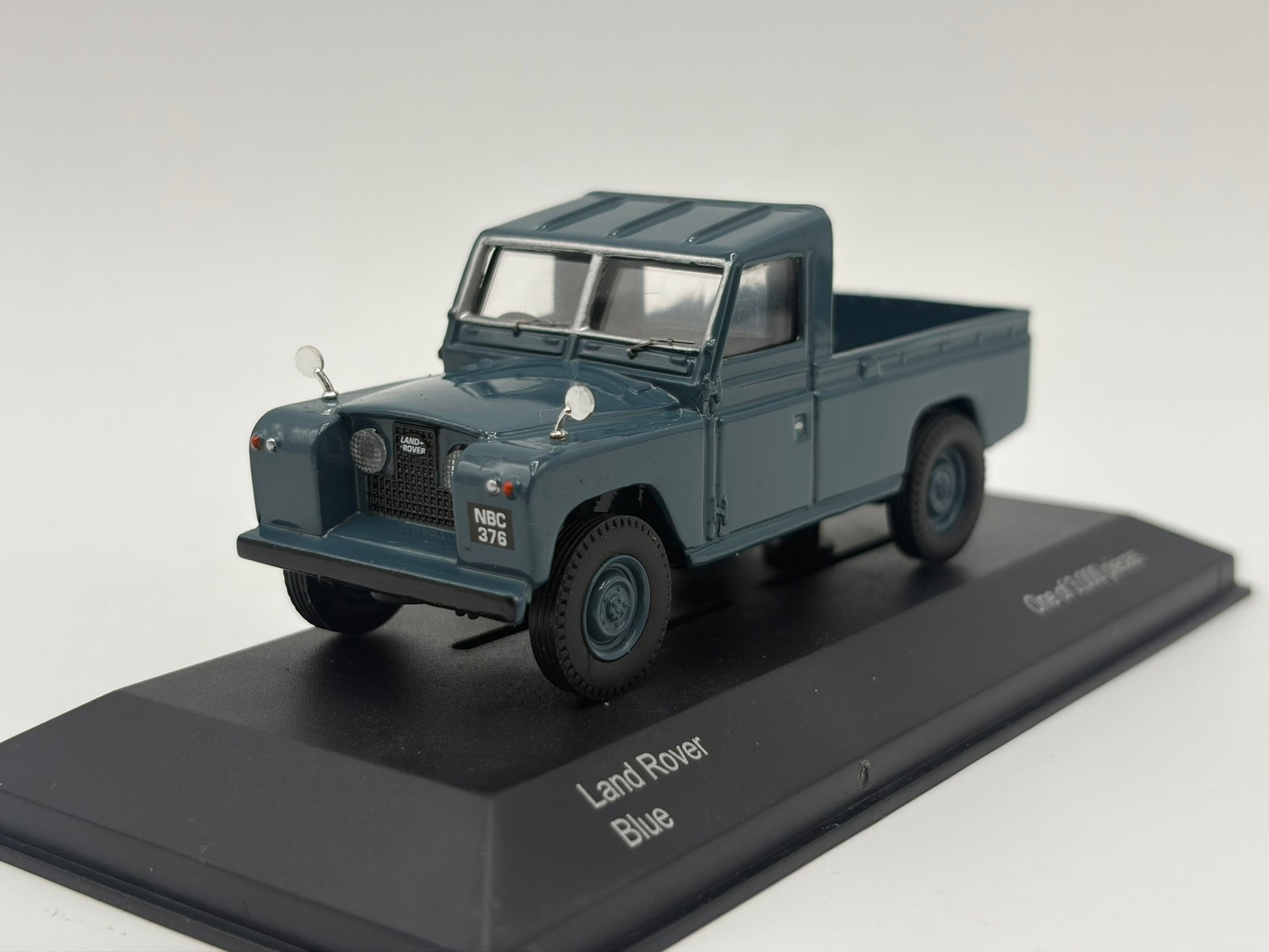 1/43 1963 Land Rover Defender LWB Series 2 - Blue | Corgi Vanguards | Model Car