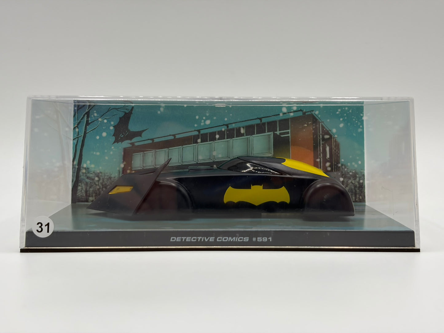1/43 1988 Batmobile - Detective Comics #591 | Batman Automobilia Collection