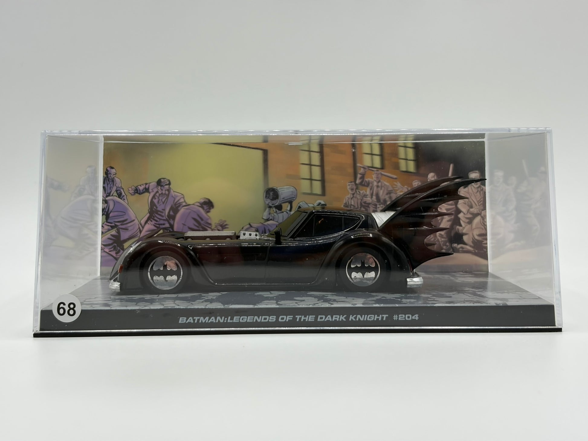 1/43 2006 Batmobile - Batman Legends of the Dark Knight #204 | Batman Automobilia Collection