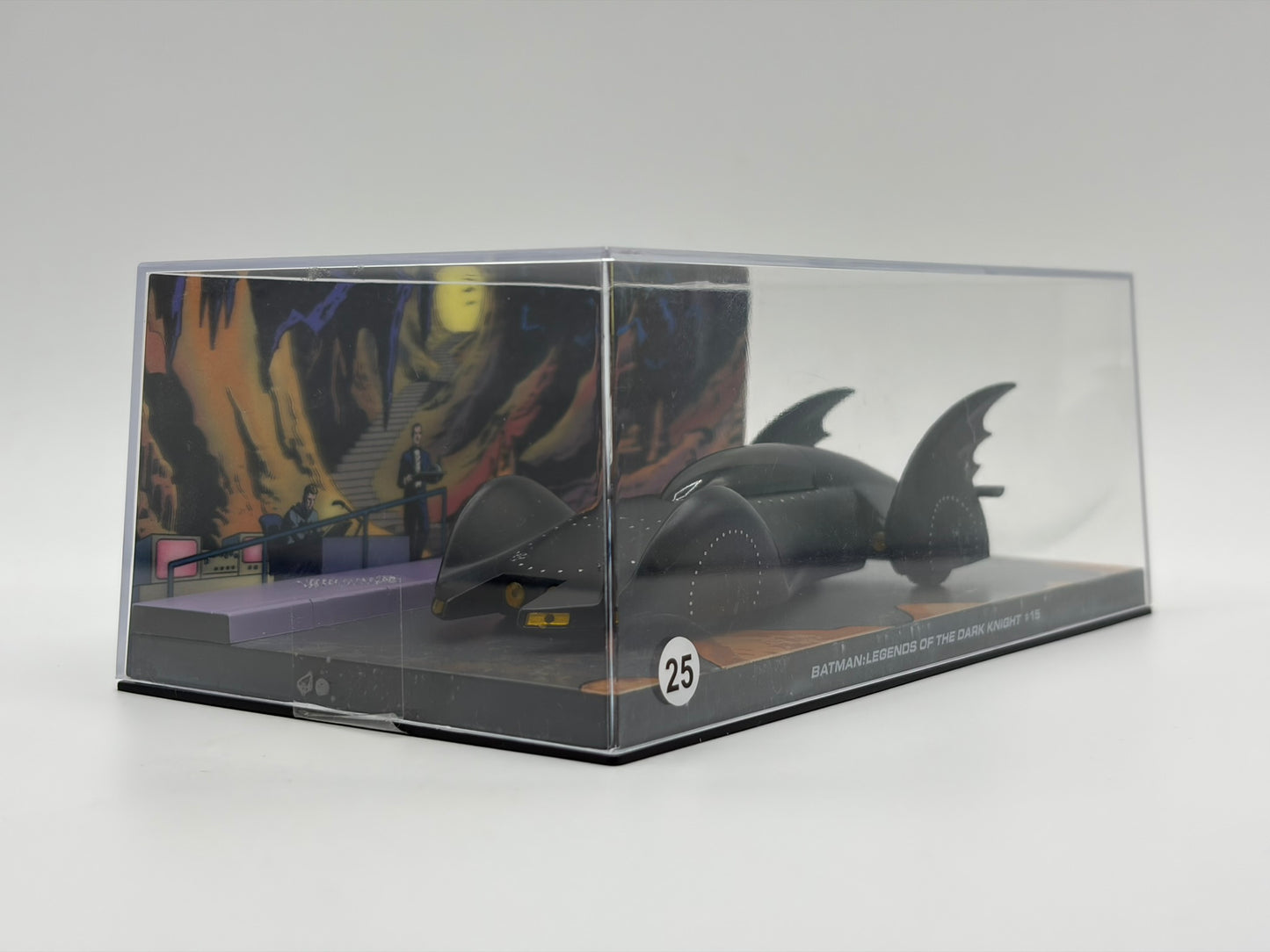 1/43 1991 Batmobile - Batman Legends of the Dark Knight #15 | Batman Automobilia Collection