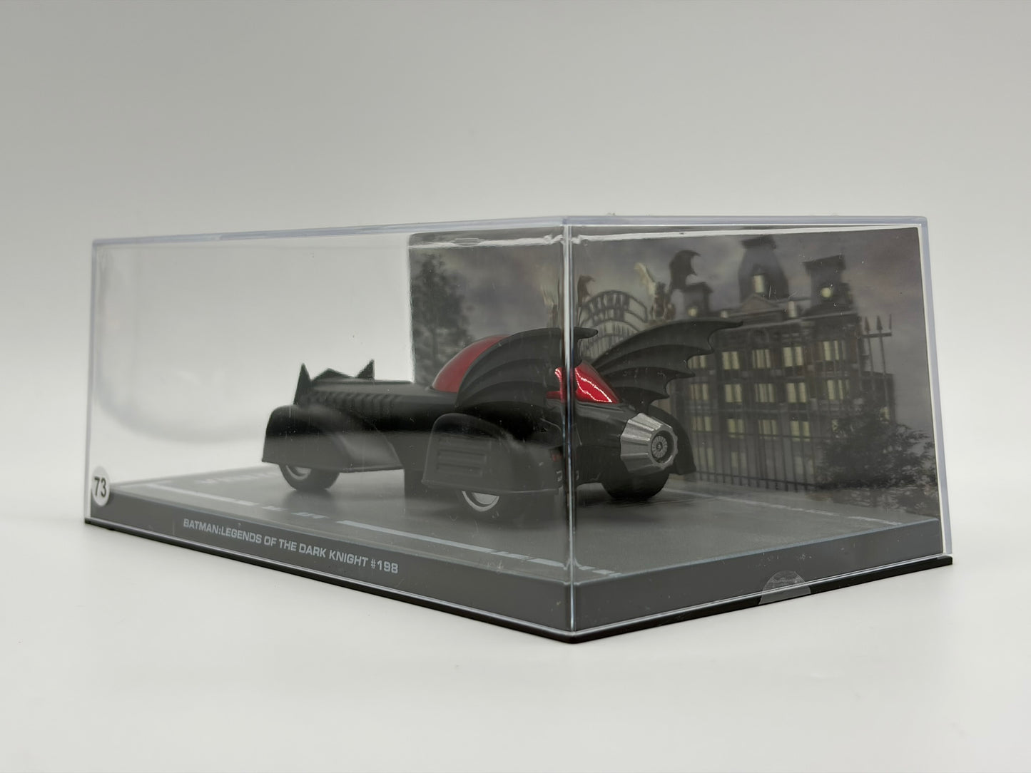 1/43 2006 Batmobile - Batman Legends of the Dark Knight #198 | Batman Automobilia Collection