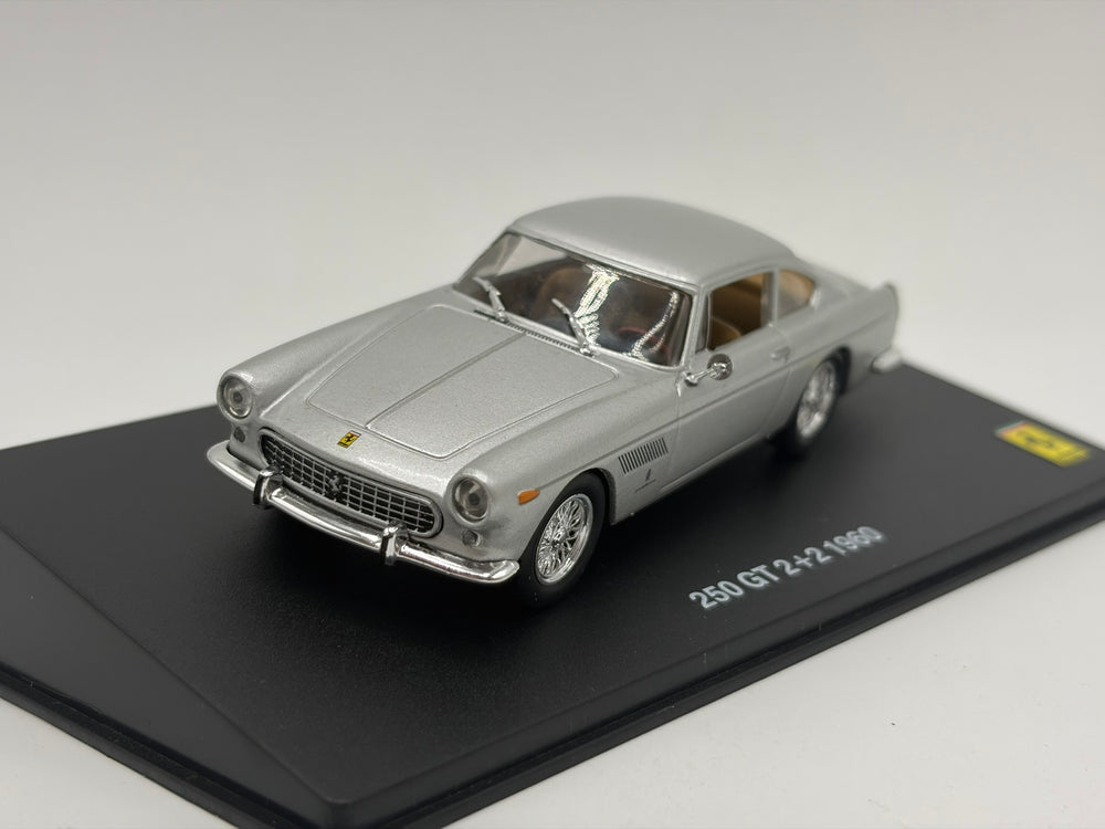 1/43 1960 Ferrari 250 GT 2+2 | Model Car | Ferrari GT Collection