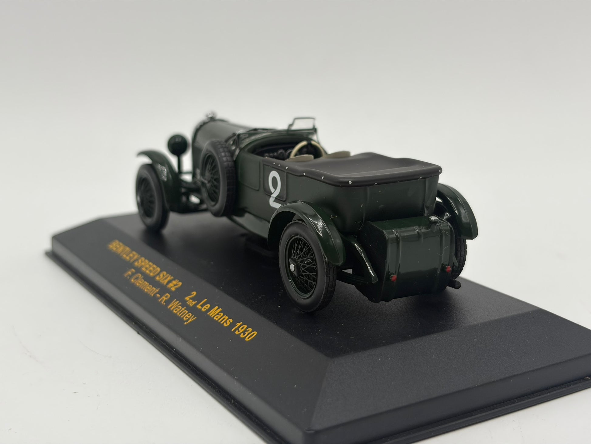1/43 1930 Bentley Speed Six - Clement / Watney - IXO | Model Le Mans Car