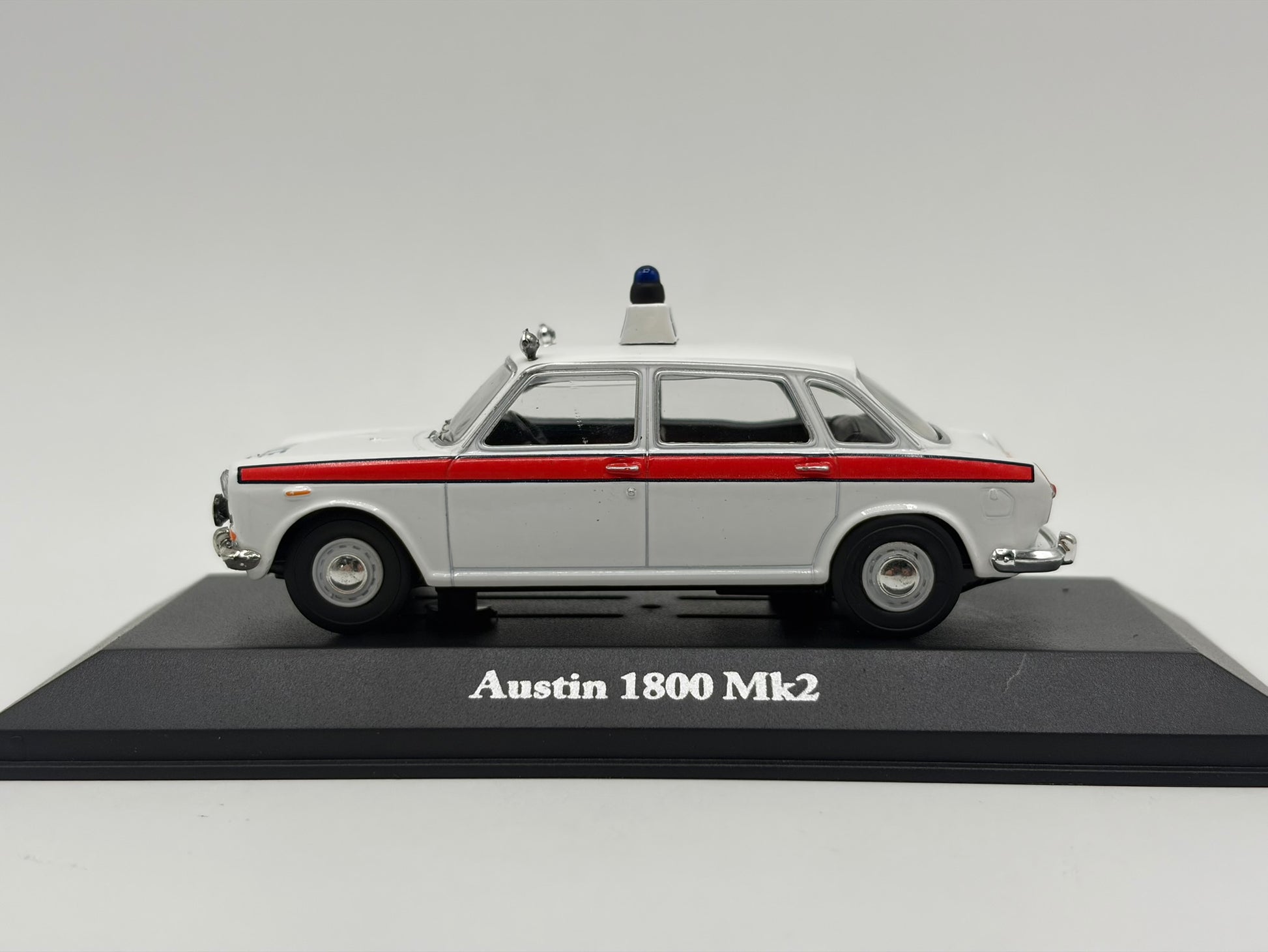 1/43 1970 Austin 1800 Mk2 - Cheshire Police | Model Police Car