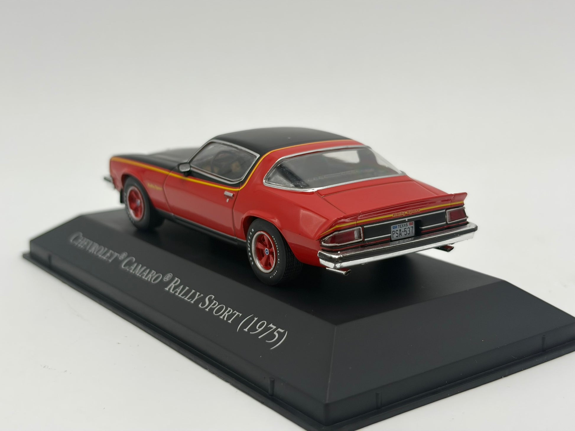 1/43 1975 Chevrolet Camaro Rally Sport | Model Car | American Car Collection