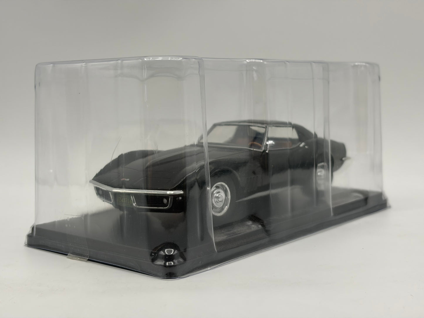 1/24 1968 Chevrolet Corvette C3 | Model Car | American Car Collection