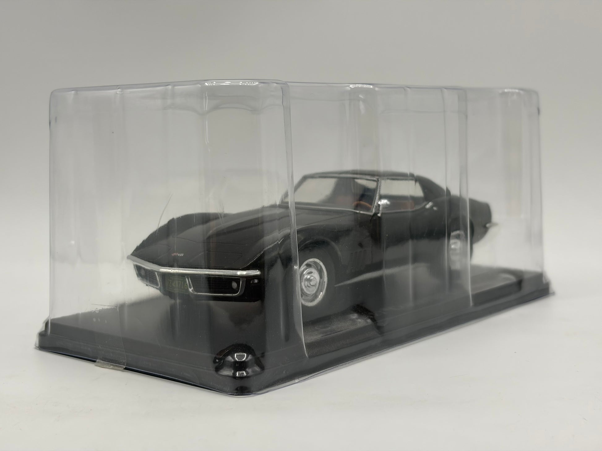 1/24 1968 Chevrolet Corvette C3 | Model Car | American Car Collection