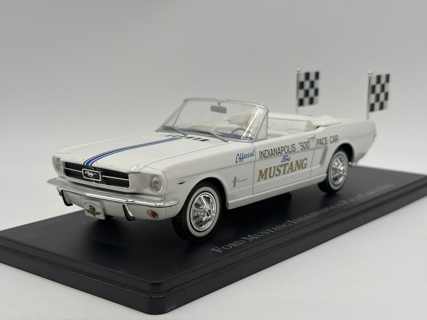 1/24 1964 Ford Mustang Indianapolis Pace Car | Model Car | American Car Collection