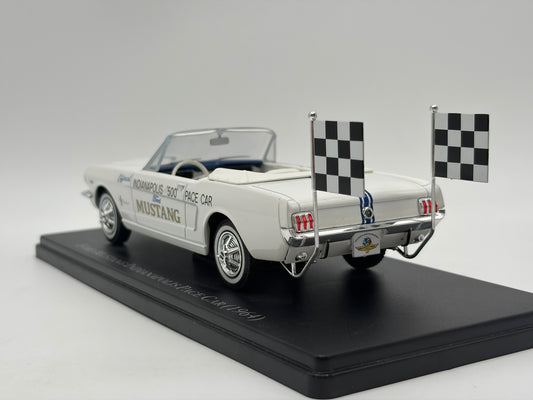 1/24 1964 Ford Mustang Indianapolis Pace Car | Model Car | American Car Collection