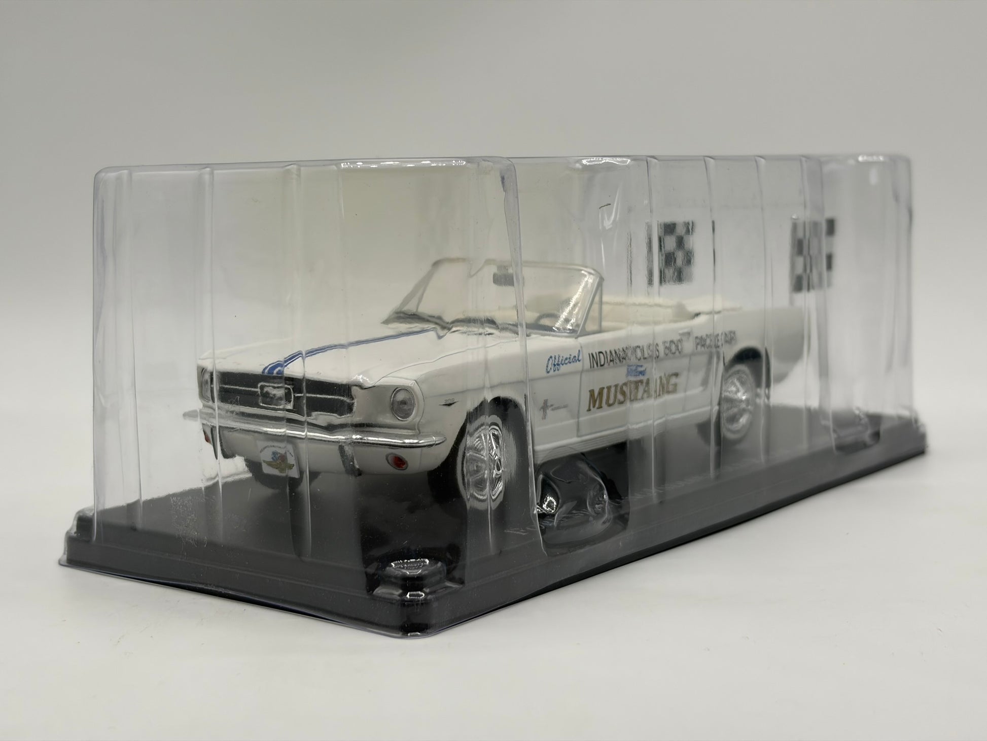 1/24 1964 Ford Mustang Indianapolis Pace Car | Model Car | American Car Collection