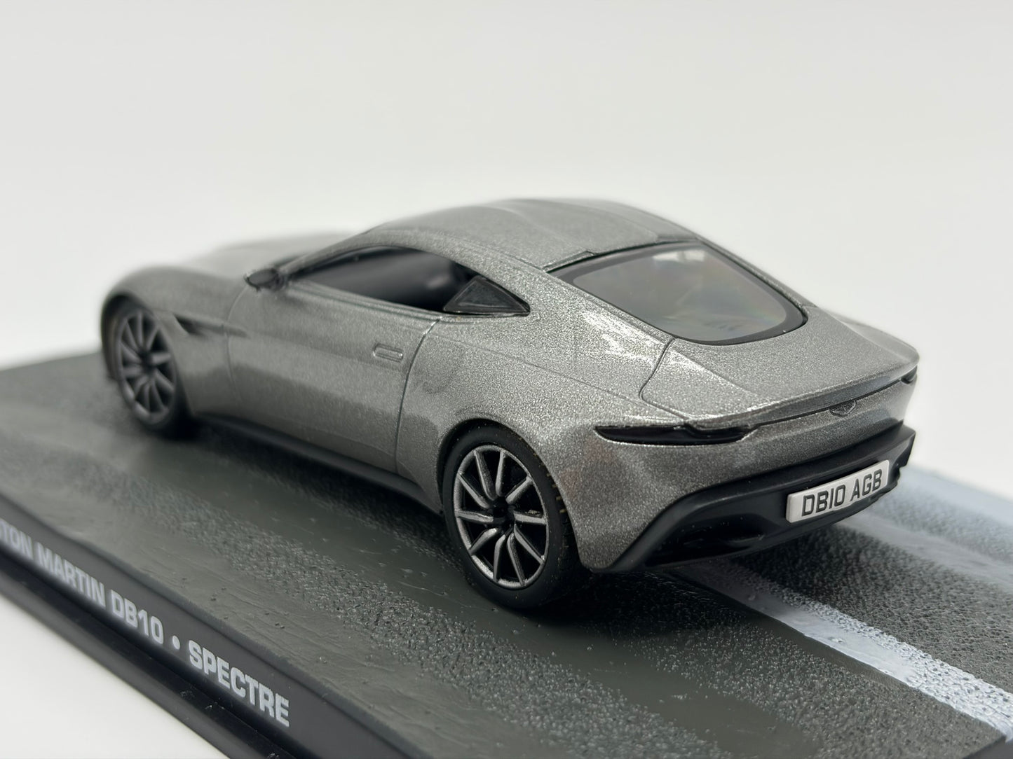 1/43 2014 Aston Martin DB10 - Spectre / James Bond | Model Car | SUPER RARE