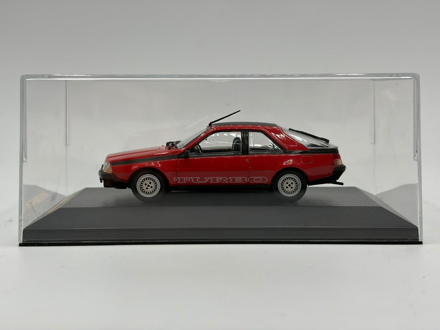 1/43 1984 Renault Fuego Turbo | Model Car
