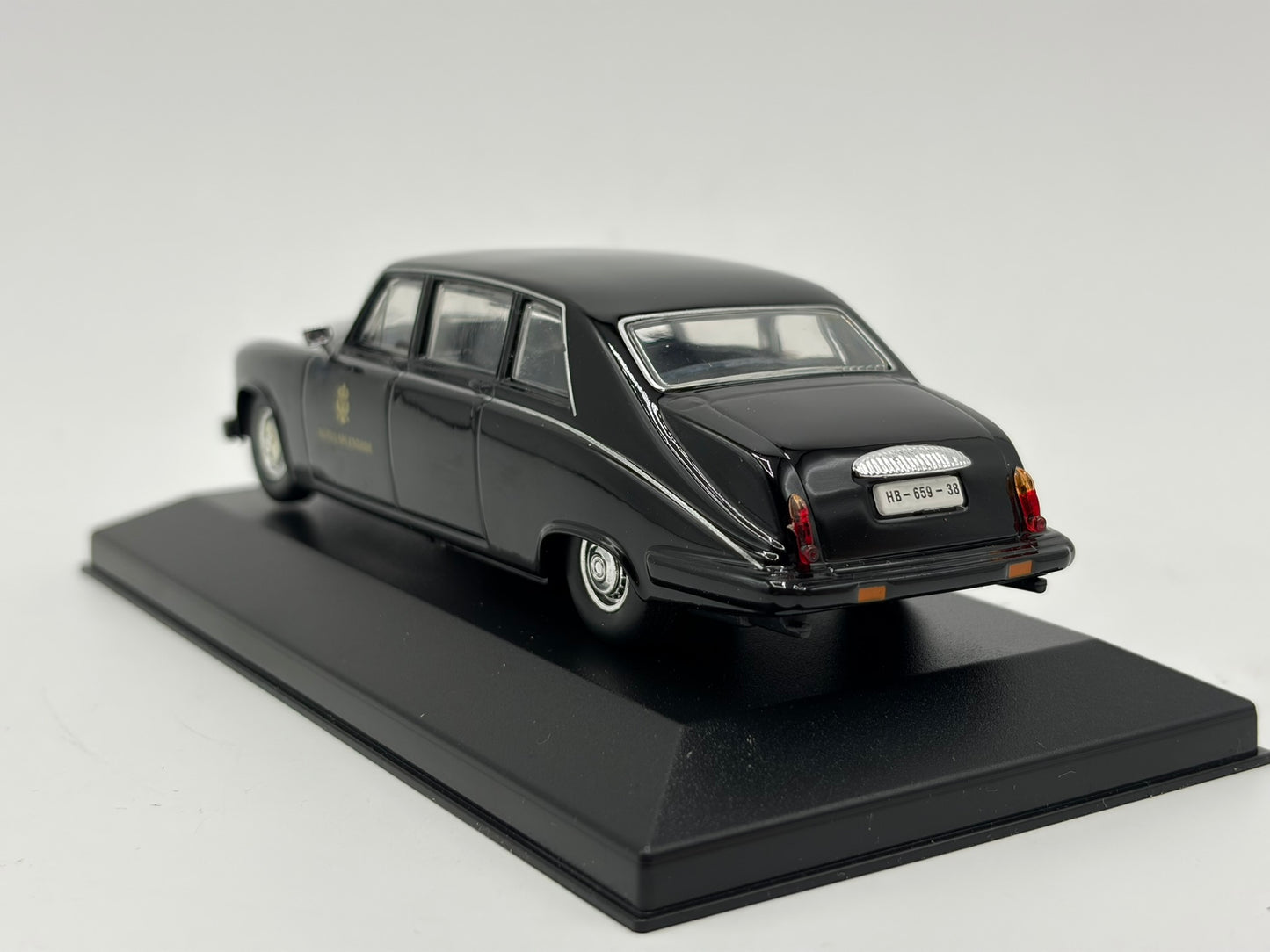 1/43 1992 Daimler Limousine | Model Car