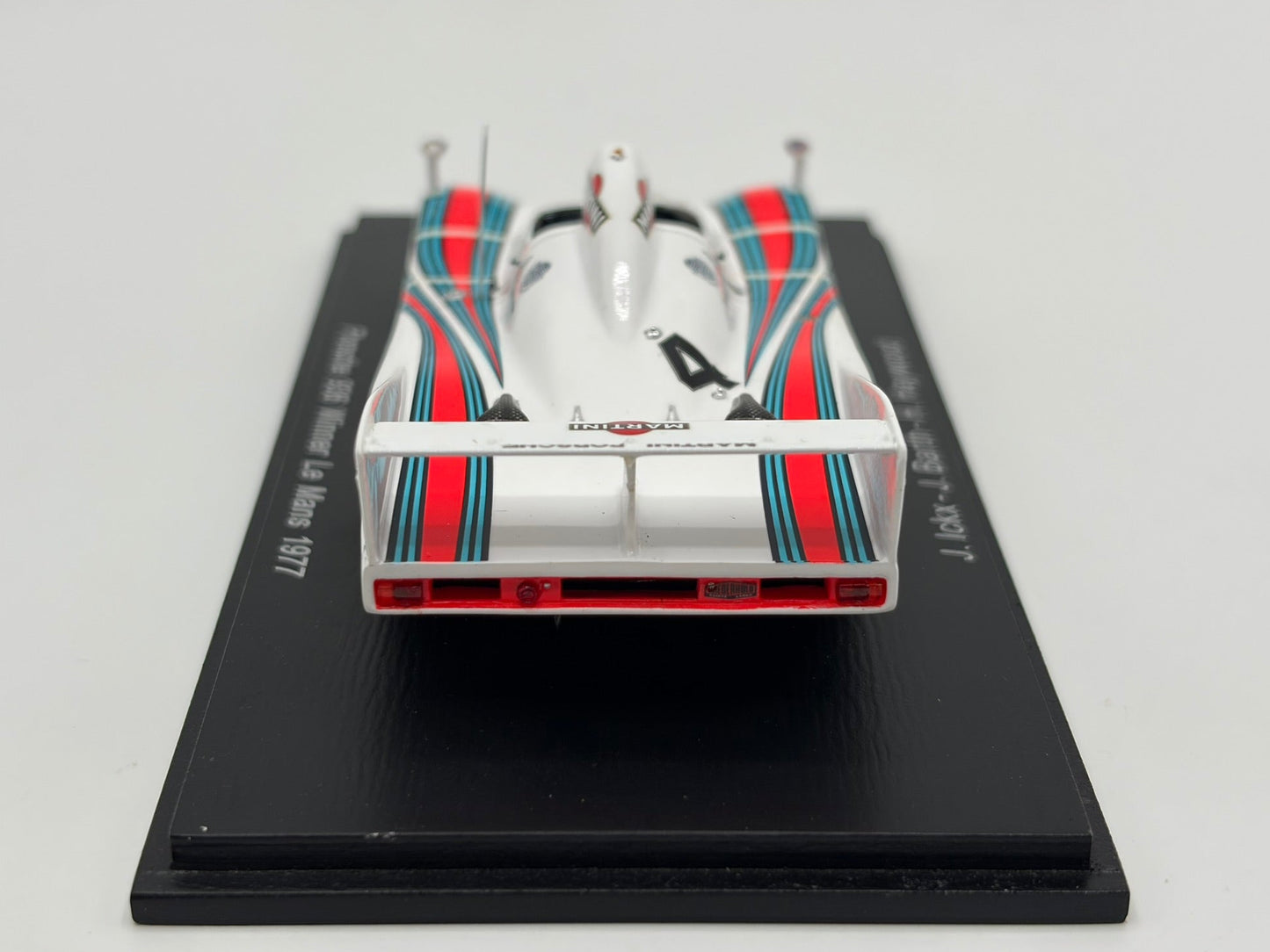 1/43 1977 Porsche 936 - Ickx / Barth / Haywood - Spark | Model Le Mans Car