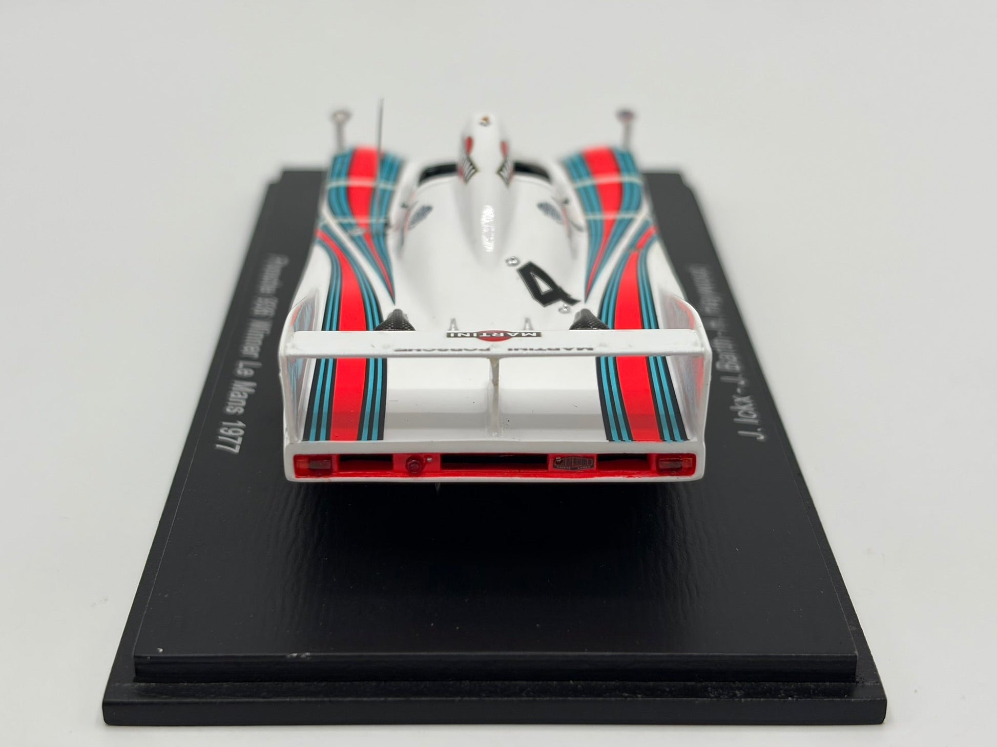 1/43 1977 Porsche 936 - Ickx / Barth / Haywood - Spark | Model Le Mans Car
