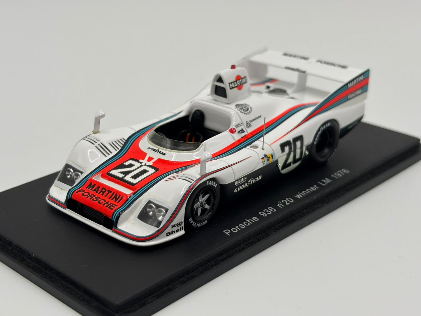 1/43 1976 Porsche 936 - Ickx / van Lennep - Spark | Model Le Mans Car