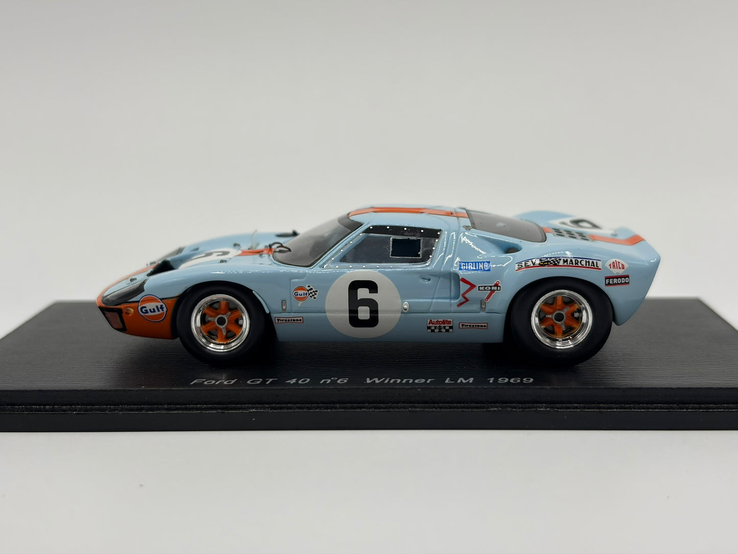 1/43 1969 Ford GT40 - Ickx / Oliver - Spark | Model Le Mans Car