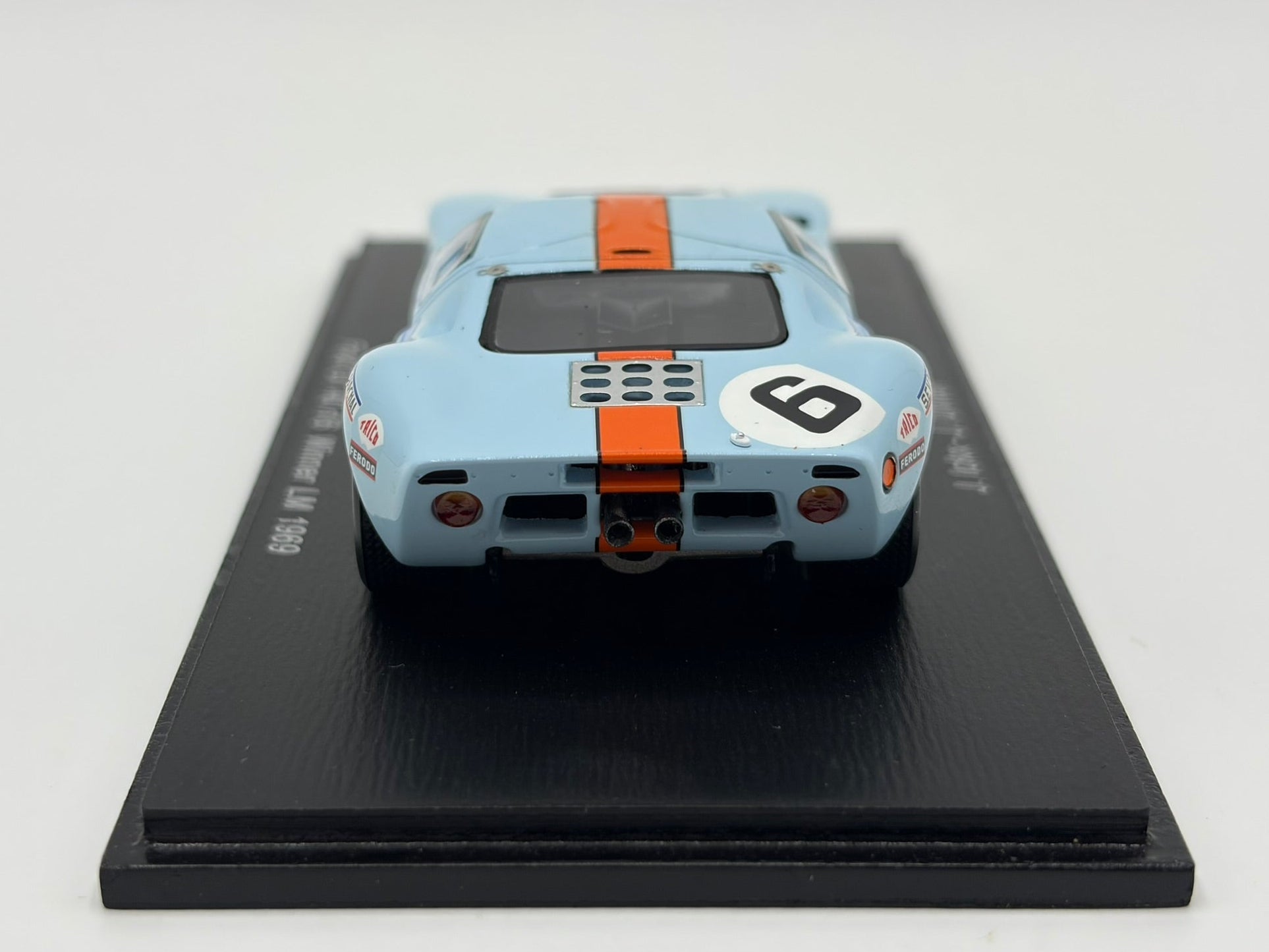 1/43 1969 Ford GT40 - Ickx / Oliver - Spark | Model Le Mans Car