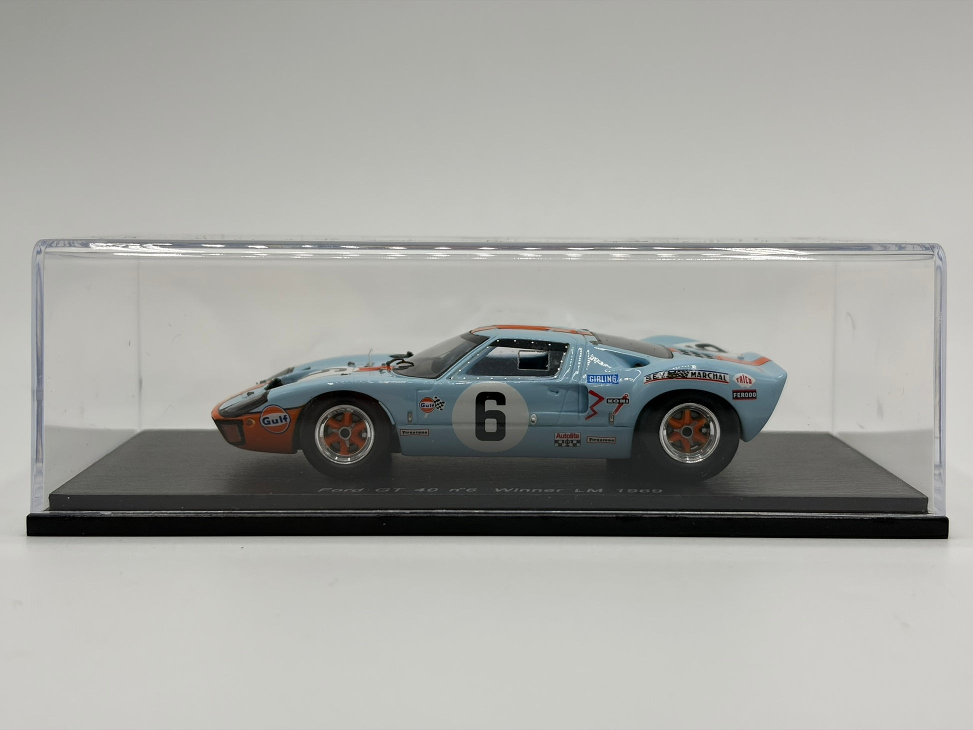 1/43 1969 Ford GT40 - Ickx / Oliver - Spark | Model Le Mans Car