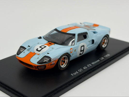 1/43 1968 Ford GT40 - Rodriguez / Bianchi - Spark | Model Le Mans Car