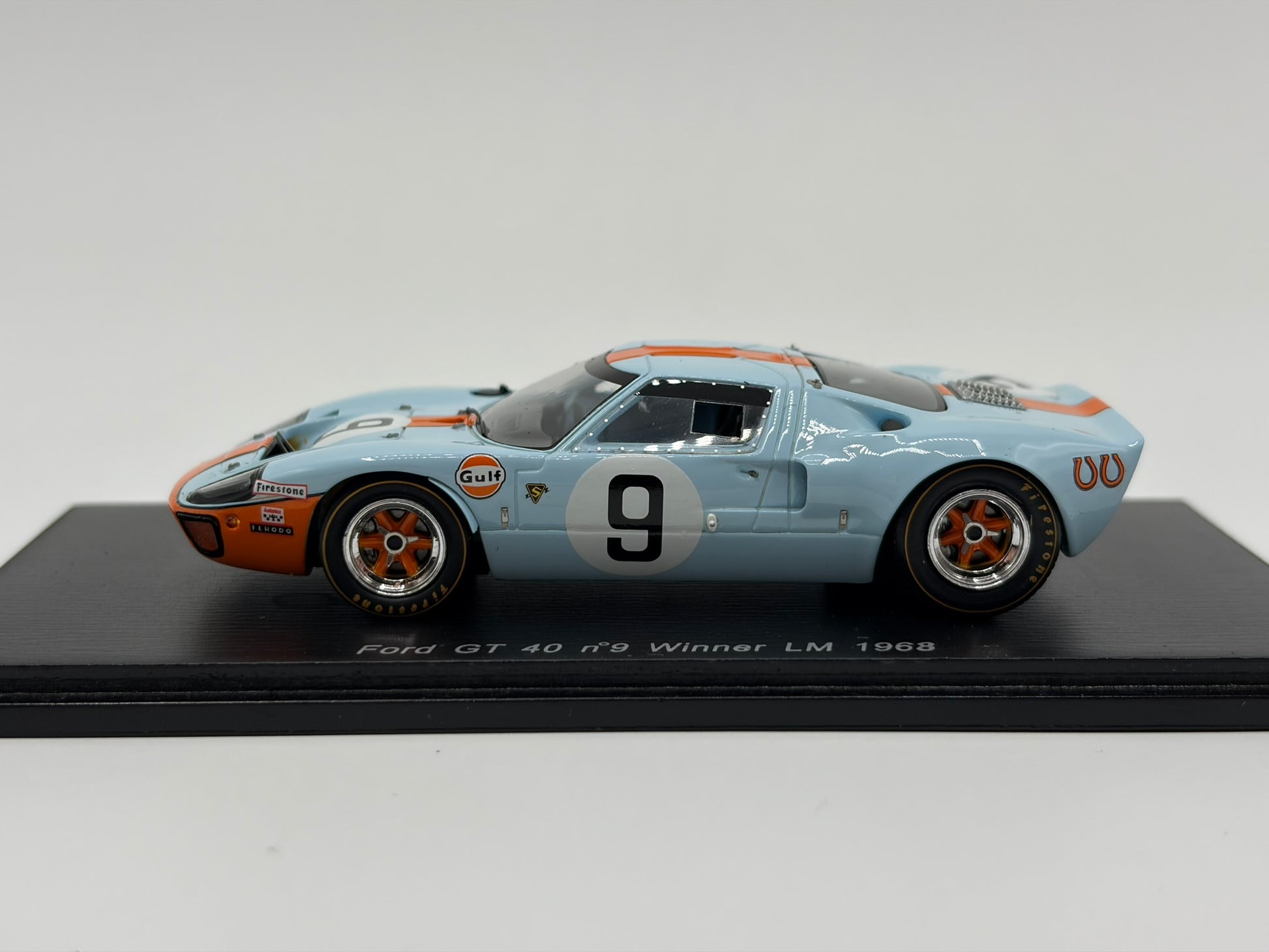 1/43 1968 Ford GT40 - Rodriguez / Bianchi - Spark | Model Le Mans Car