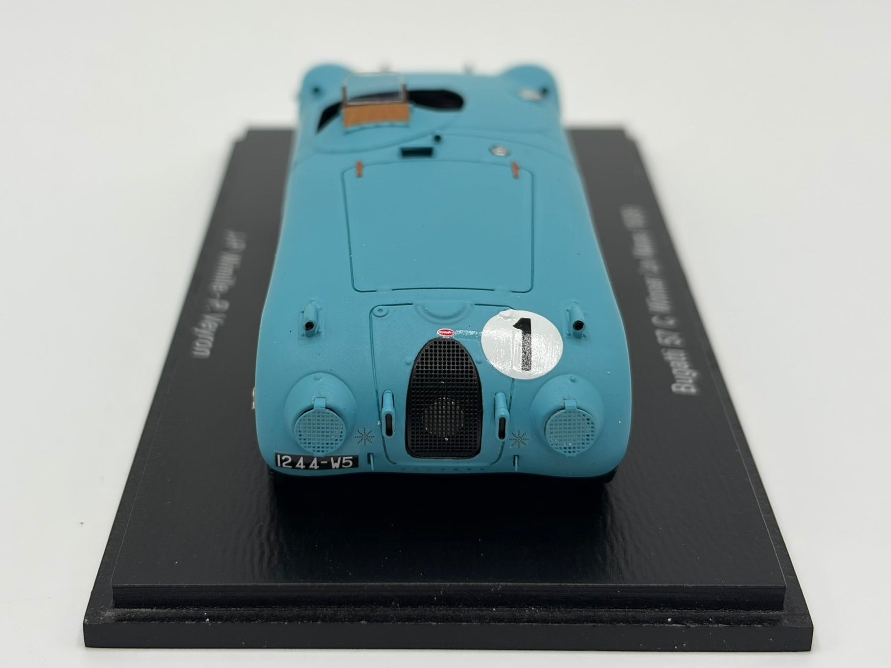 1/43 1939 Bugatti Type 57C "Tank" - Wimille / Veyron - Spark | Model Le Mans Car