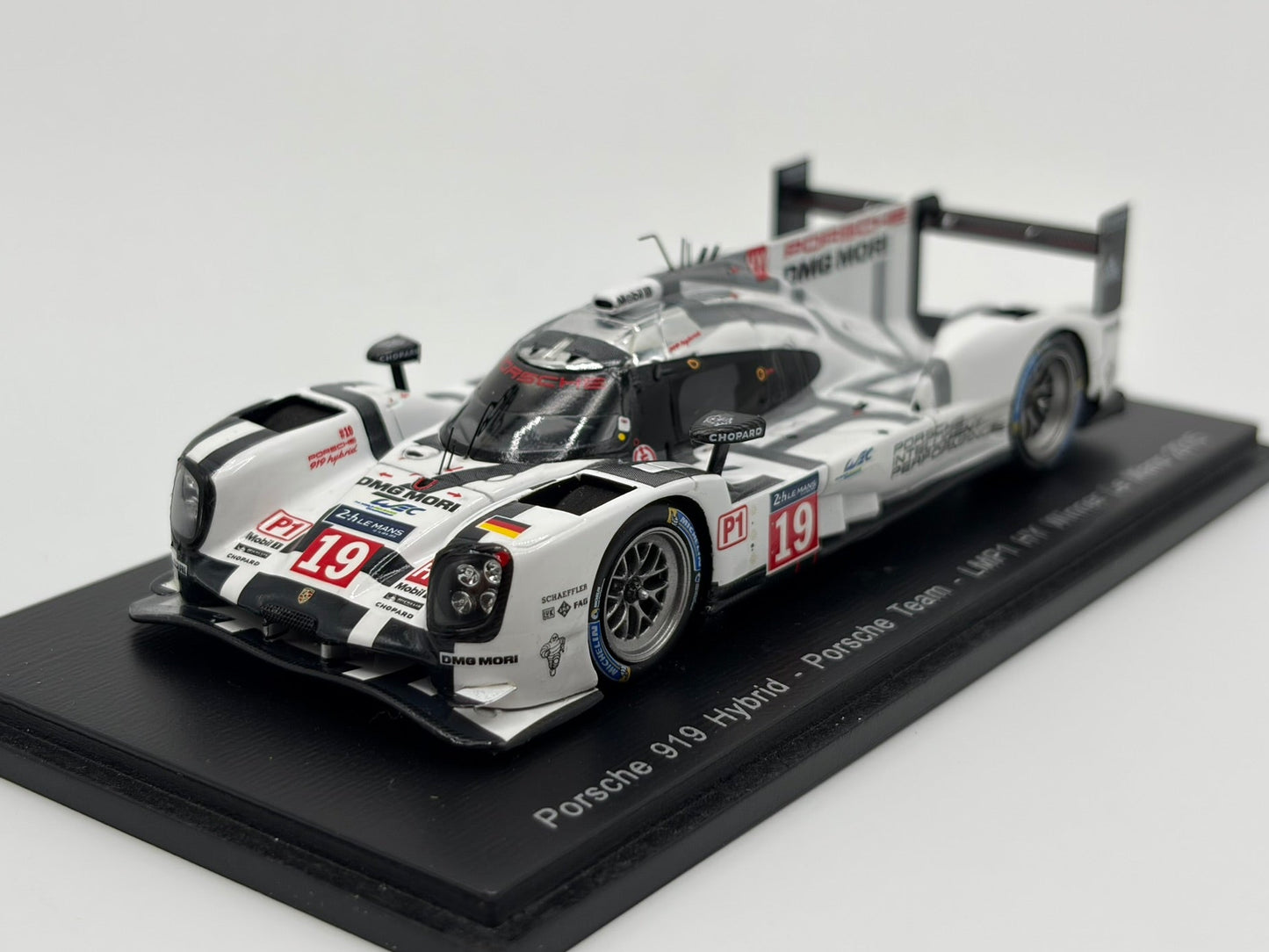 1/43 2015 Porsche 919 Hybrid - Bamber / Hulkenberg / Tandy - Spark | Model Le Mans Car
