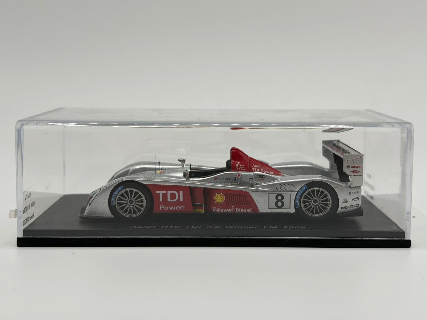 1/43 2006 Audi R10 TDI - Biela / Pirro / Werner - Spark | Model Le Mans Car
