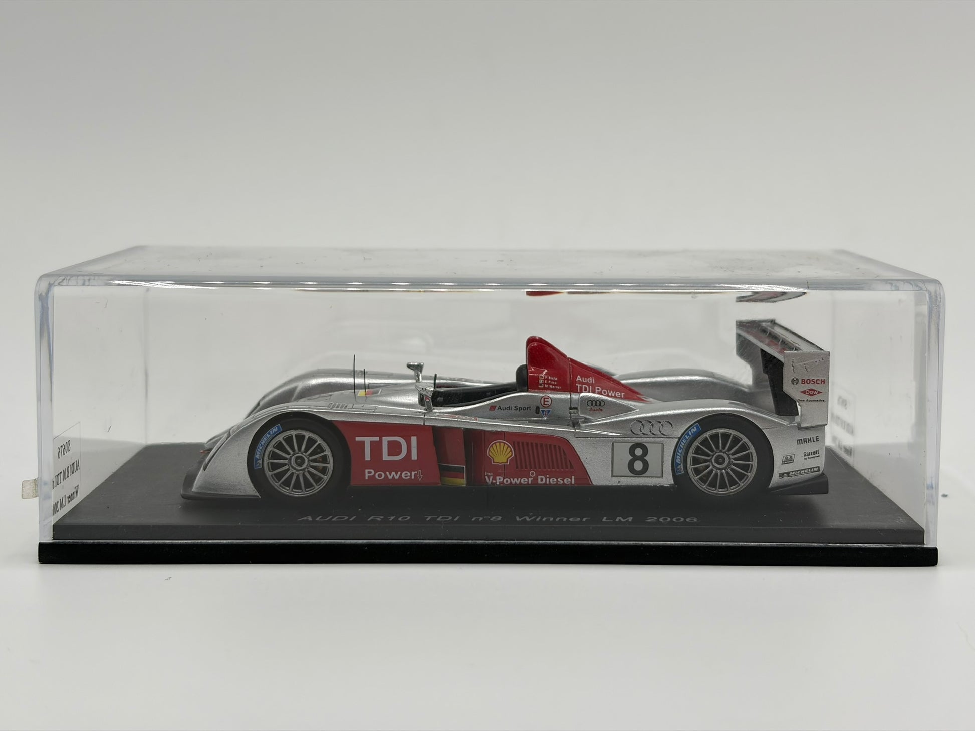 1/43 2006 Audi R10 TDI - Biela / Pirro / Werner - Spark | Model Le Mans Car