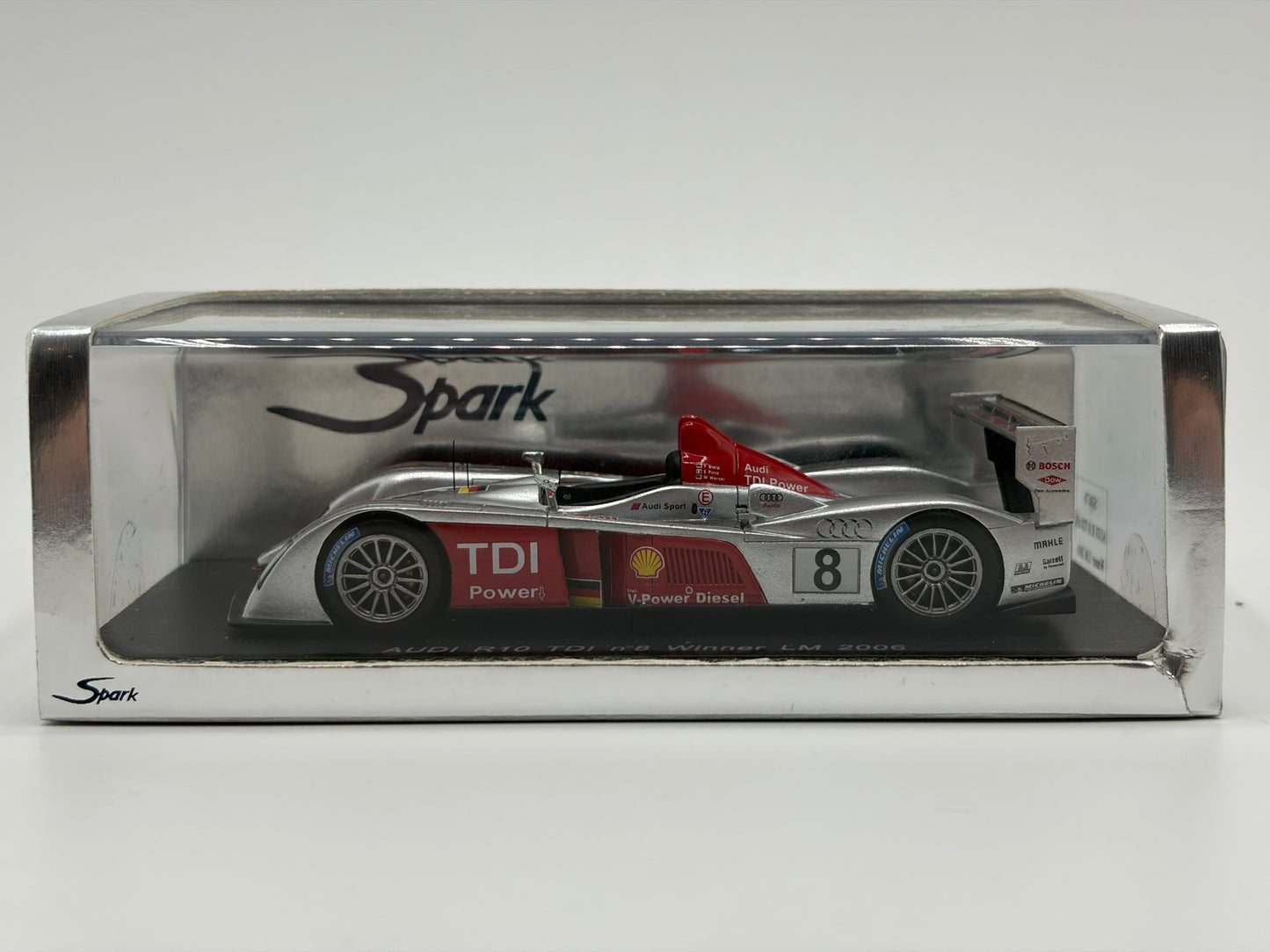 1/43 2006 Audi R10 TDI - Biela / Pirro / Werner - Spark | Model Le Mans Car